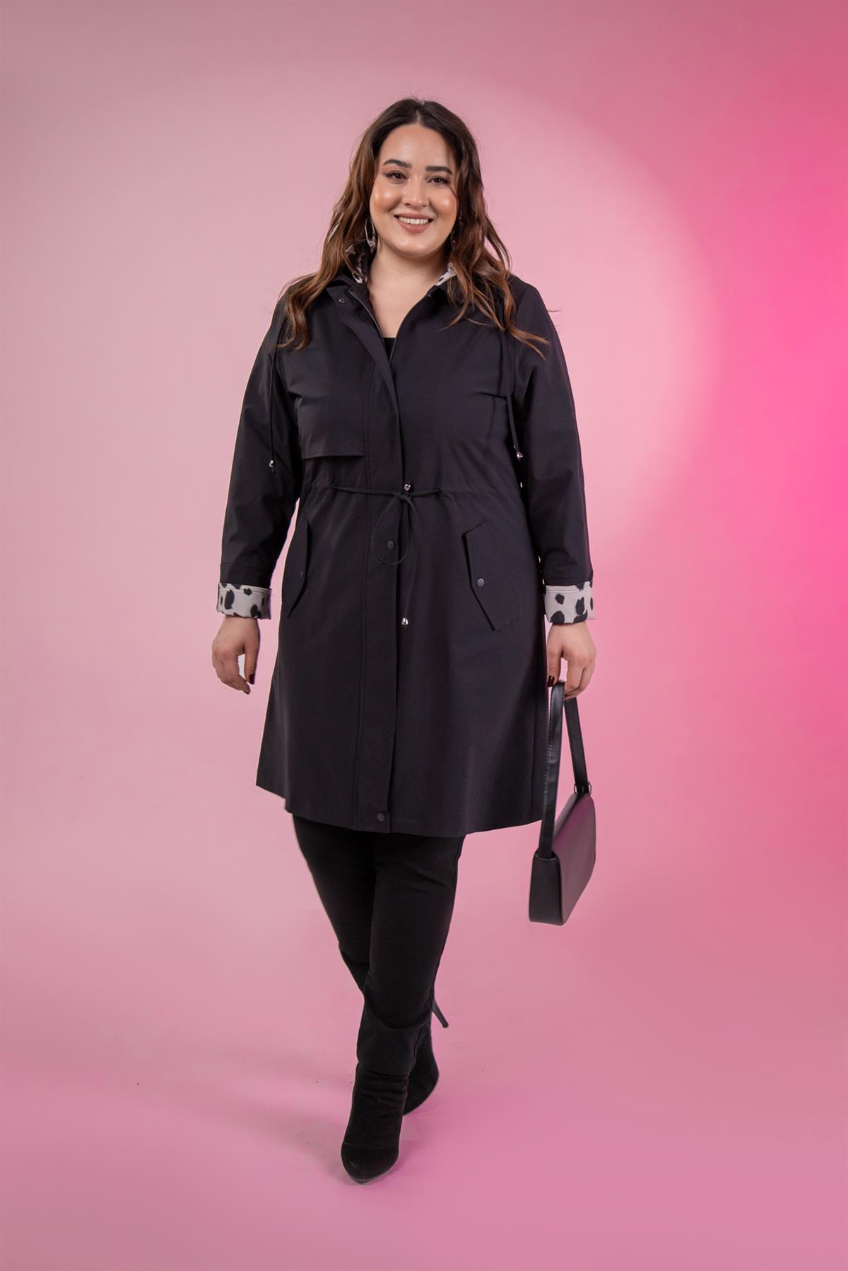 Büyük Beden 122137 Leoparlı Trençkot Siyah