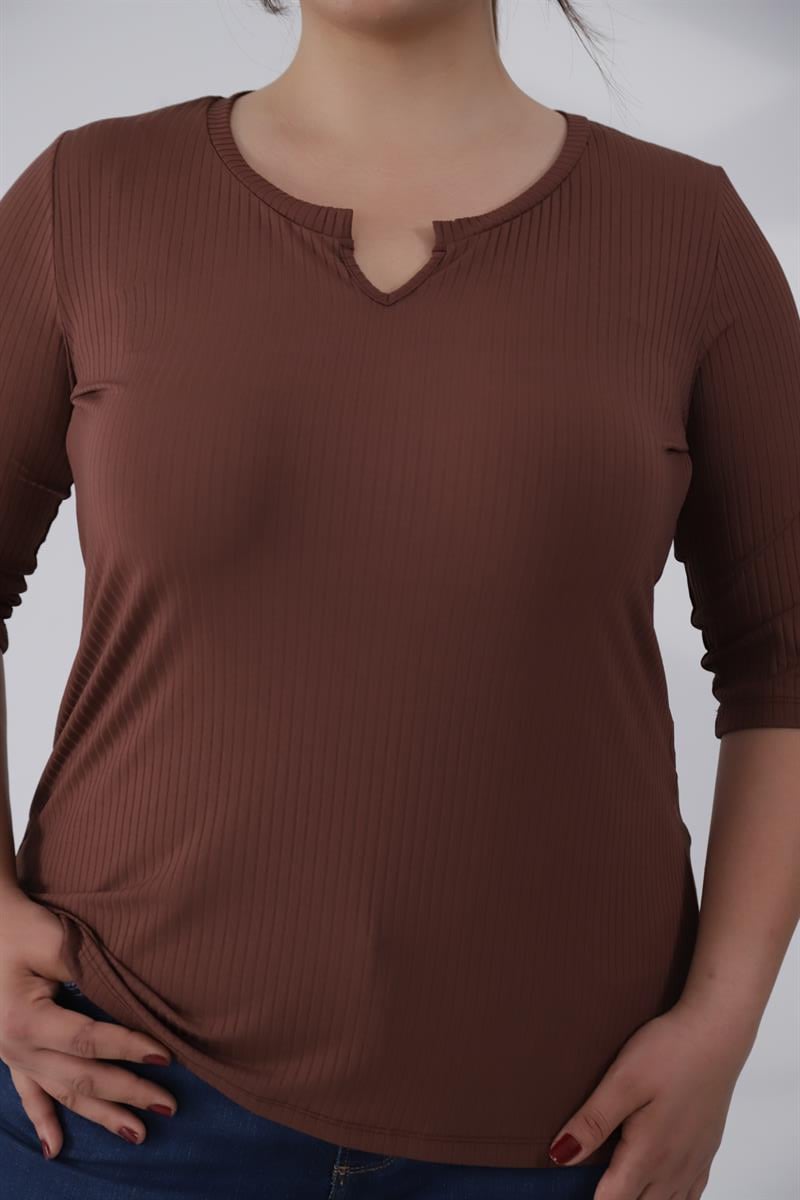 Büyük Beden 122165 Yaka Detaylı Basıc Bluz Kahverengi