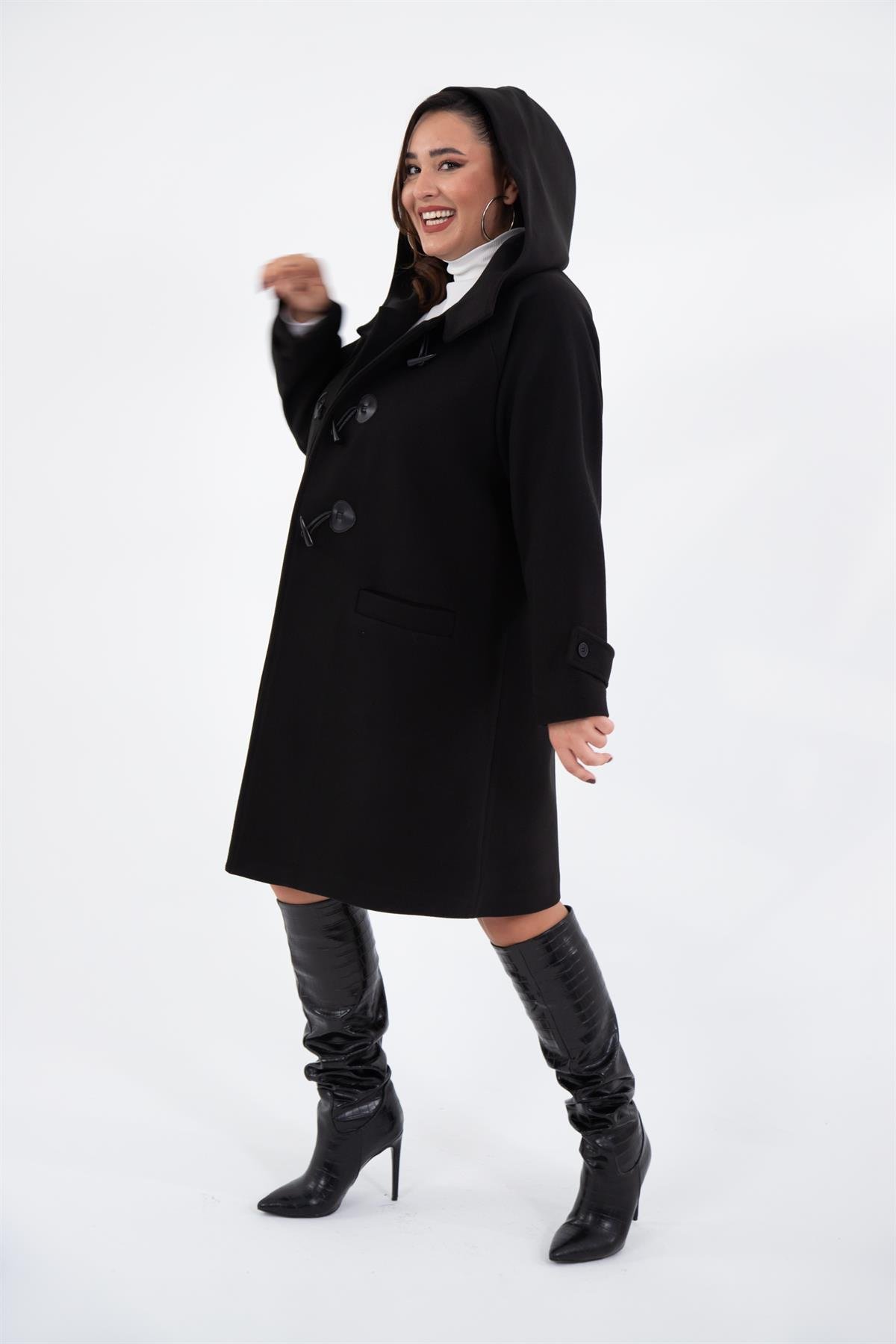 Büyük Beden 122191 Cepli-Düğme Detaylı Kaban Siyah