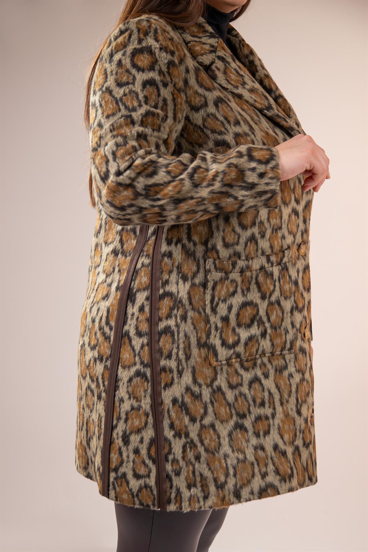 Büyük Beden 12224178 Leopar Desenli Kısa Kaban Kahverengi