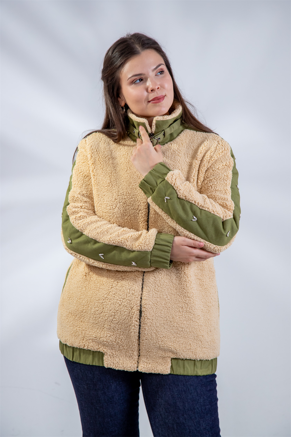 Büyük Beden 1222613 Peluş Ceket Bej
