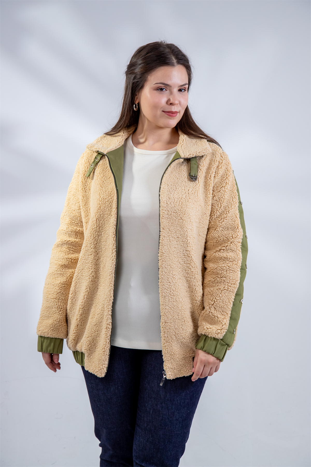 Büyük Beden 1222613 Peluş Ceket Bej