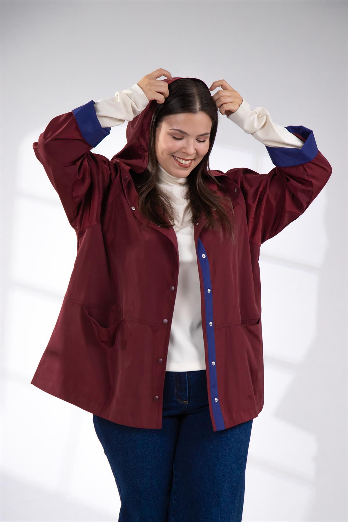 Büyük Beden 1222649 Çıt Çıtlı Yağmurluk Bordo