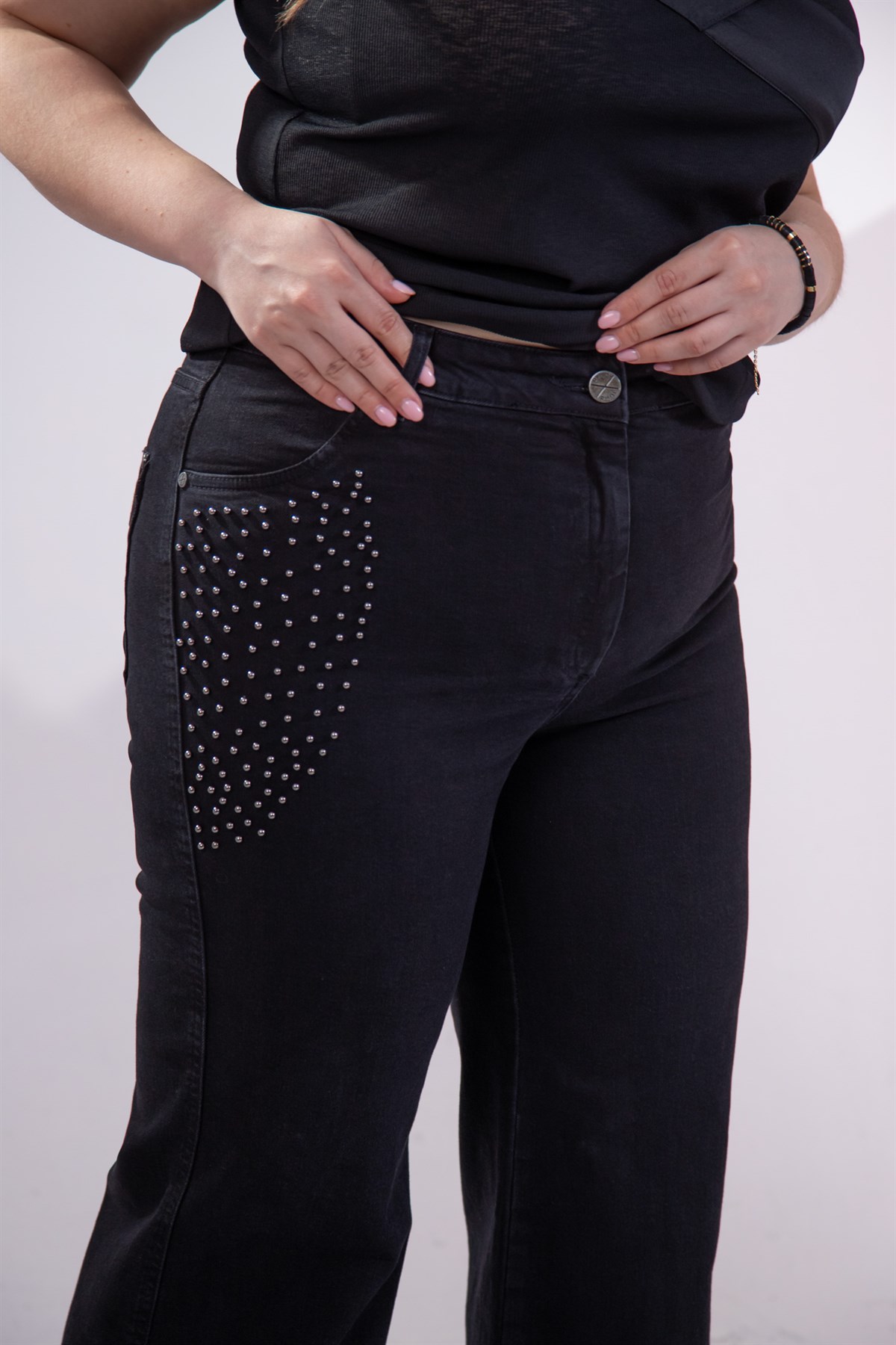 Büyük Beden 12279 İnci Taşlı Bol Denim Pantolon  Siyah