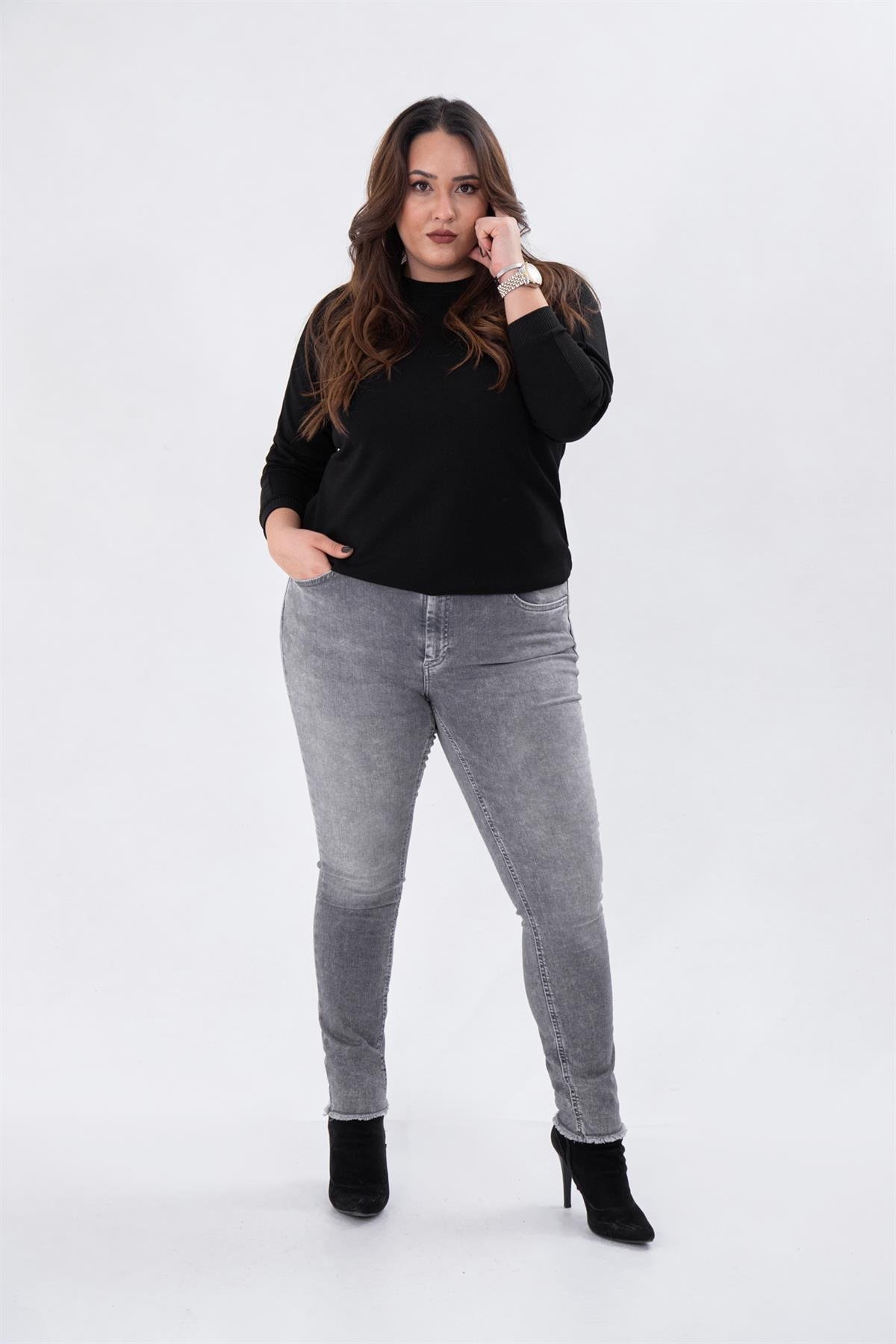 Büyük Beden 210088 Paça Detaylı Denim Pantolon  Gri