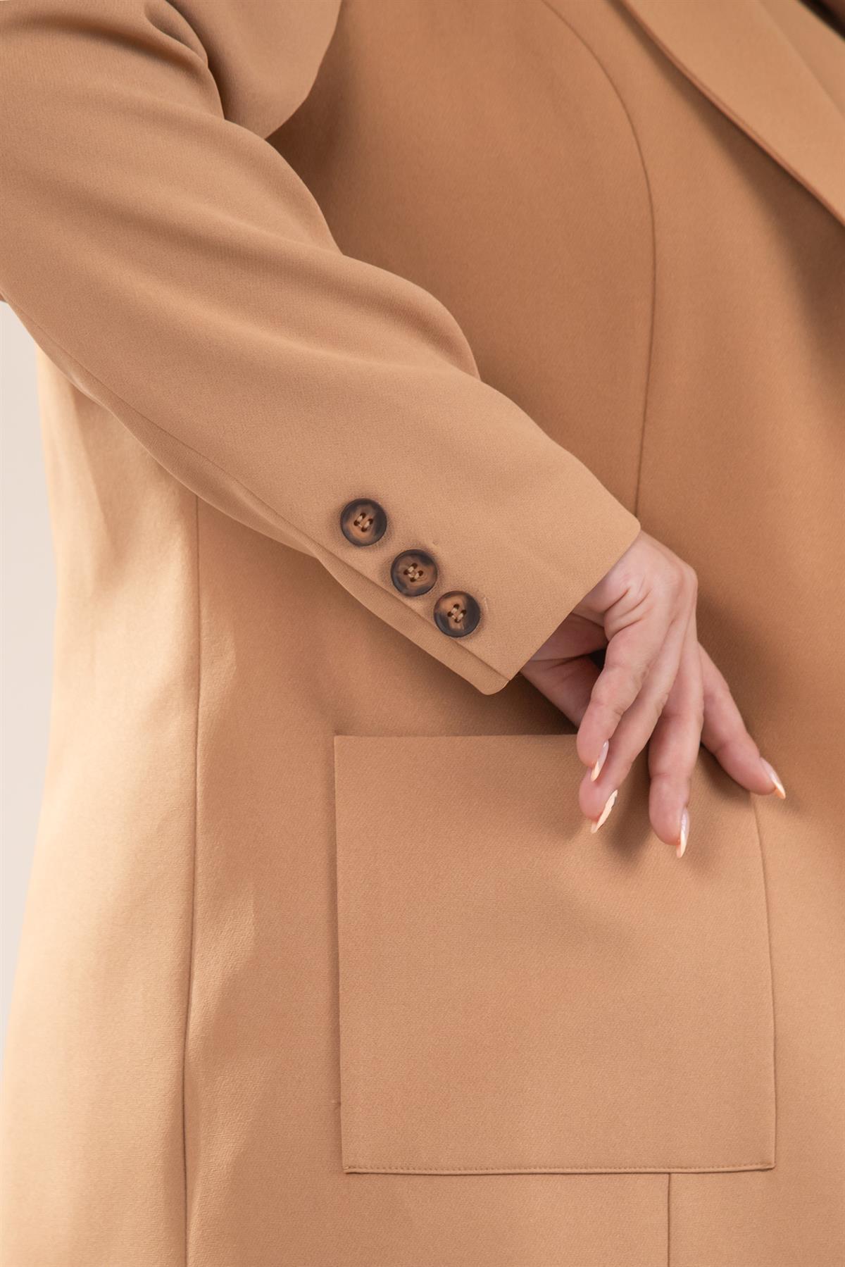 Büyük Beden 2230014 Cep Detaylı Blazer Ceket  Camel