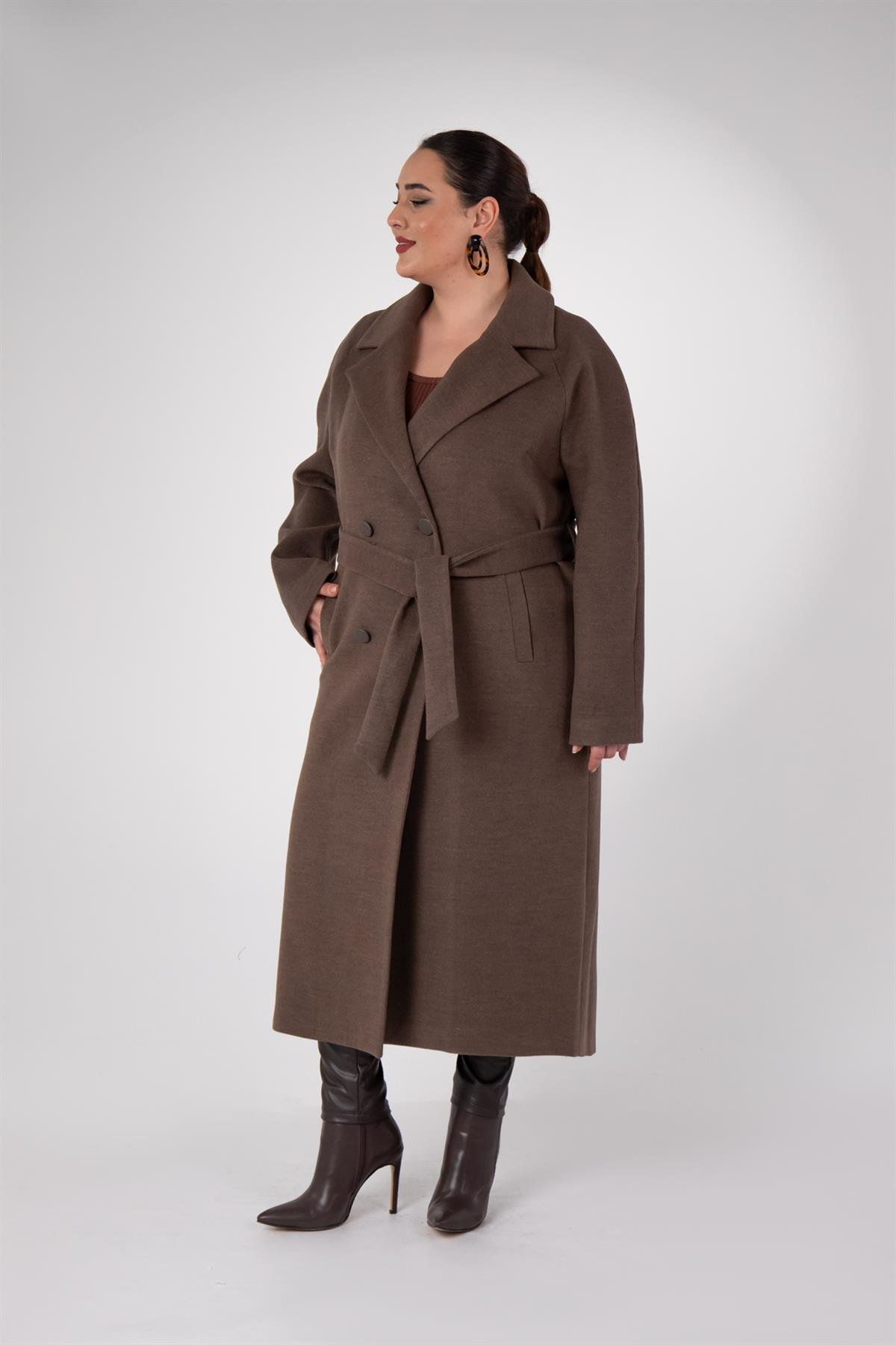 Büyük Beden 2230043 Omuzu Apoletli Uzun Kaban  Kahverengı