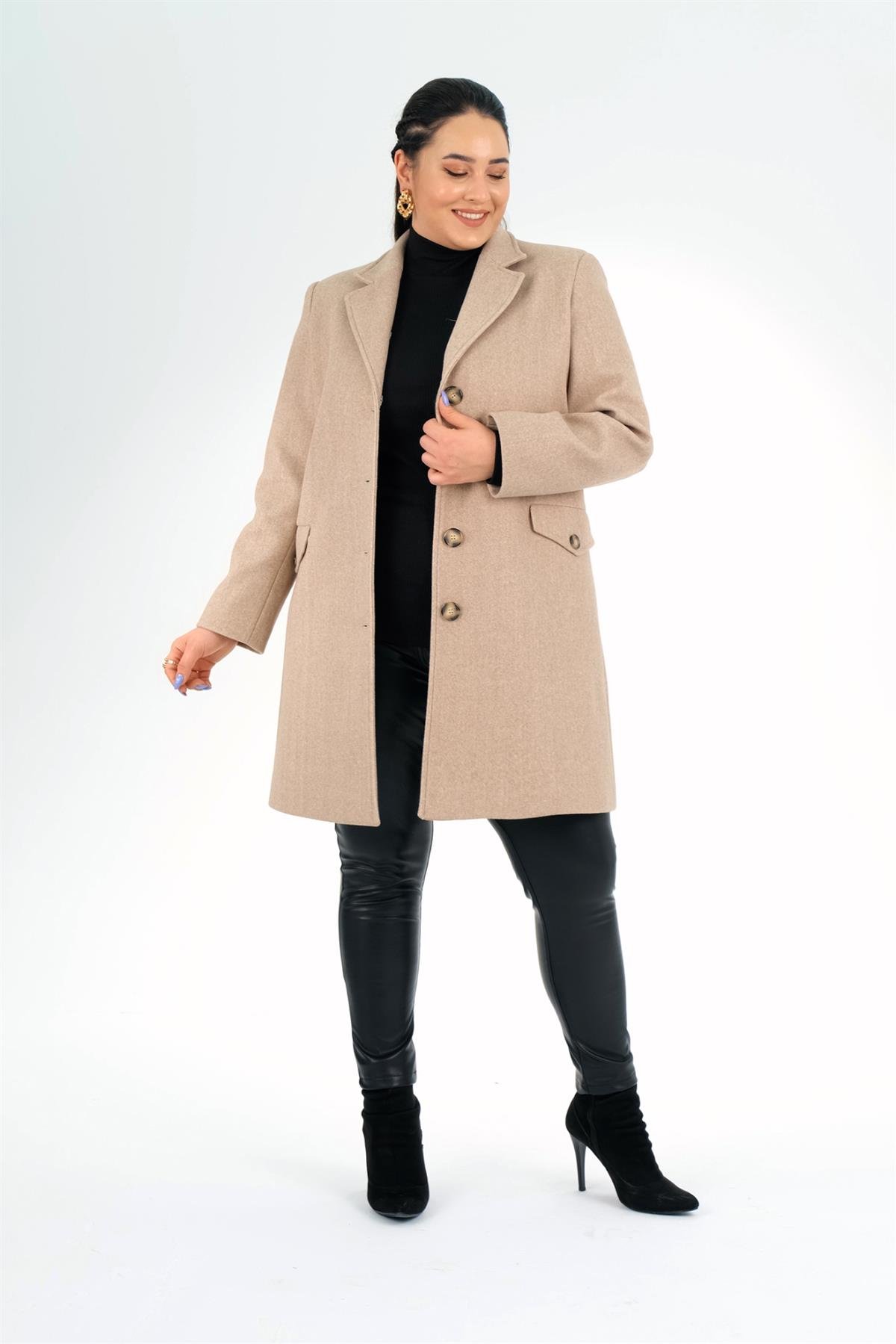 Büyük Beden 223008 Yaka-Kürklü 4 Düğmeli Kaban  Bej