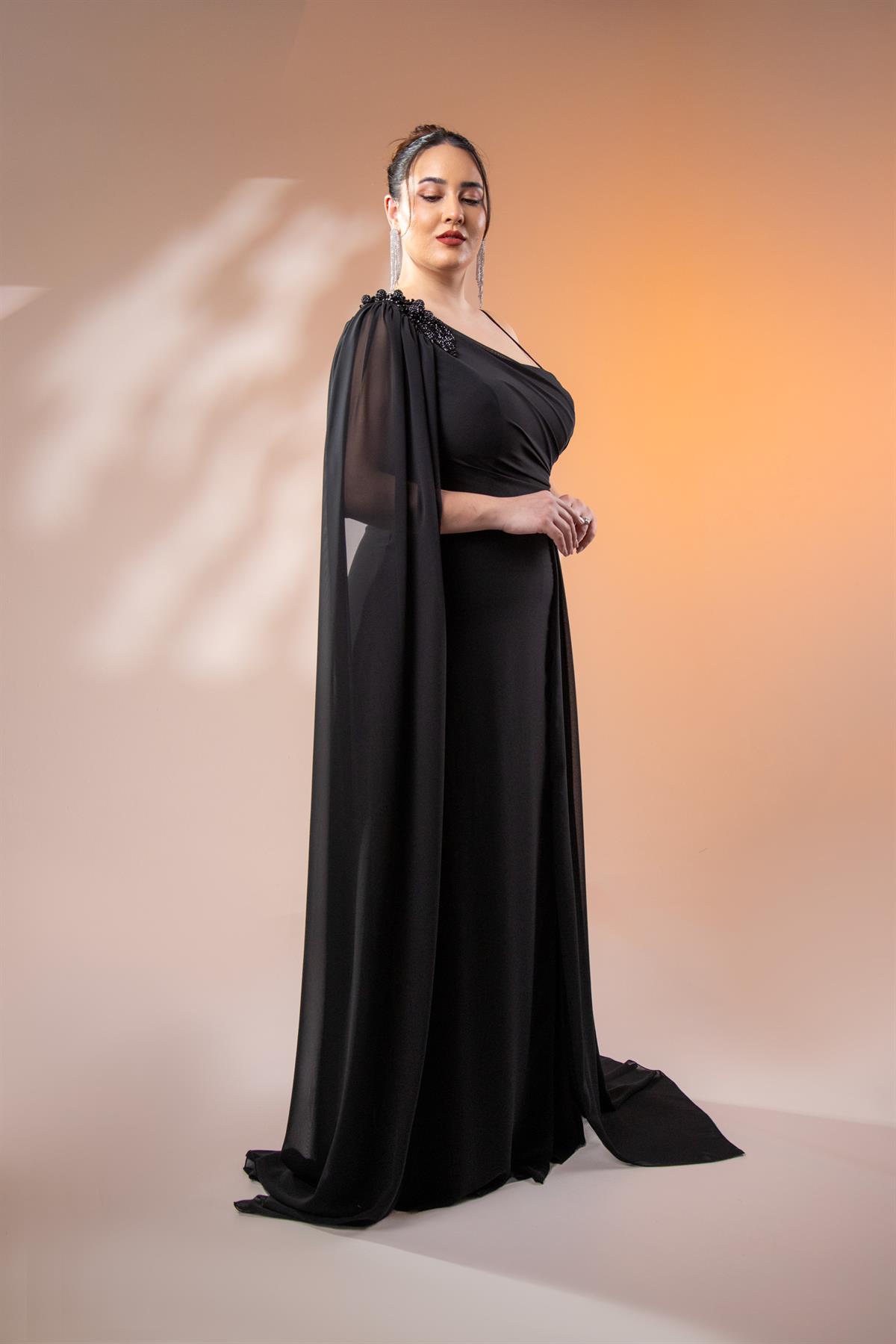 Büyük Beden 2422506 Tek Omuz Askılı Abiye Siyah