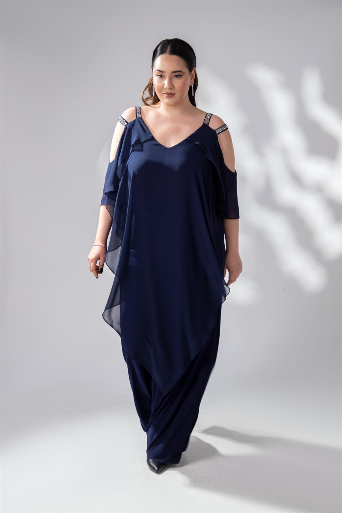 Büyük Beden 2424001 Omuzu Taşlı Tulum Abiye  Lacivert