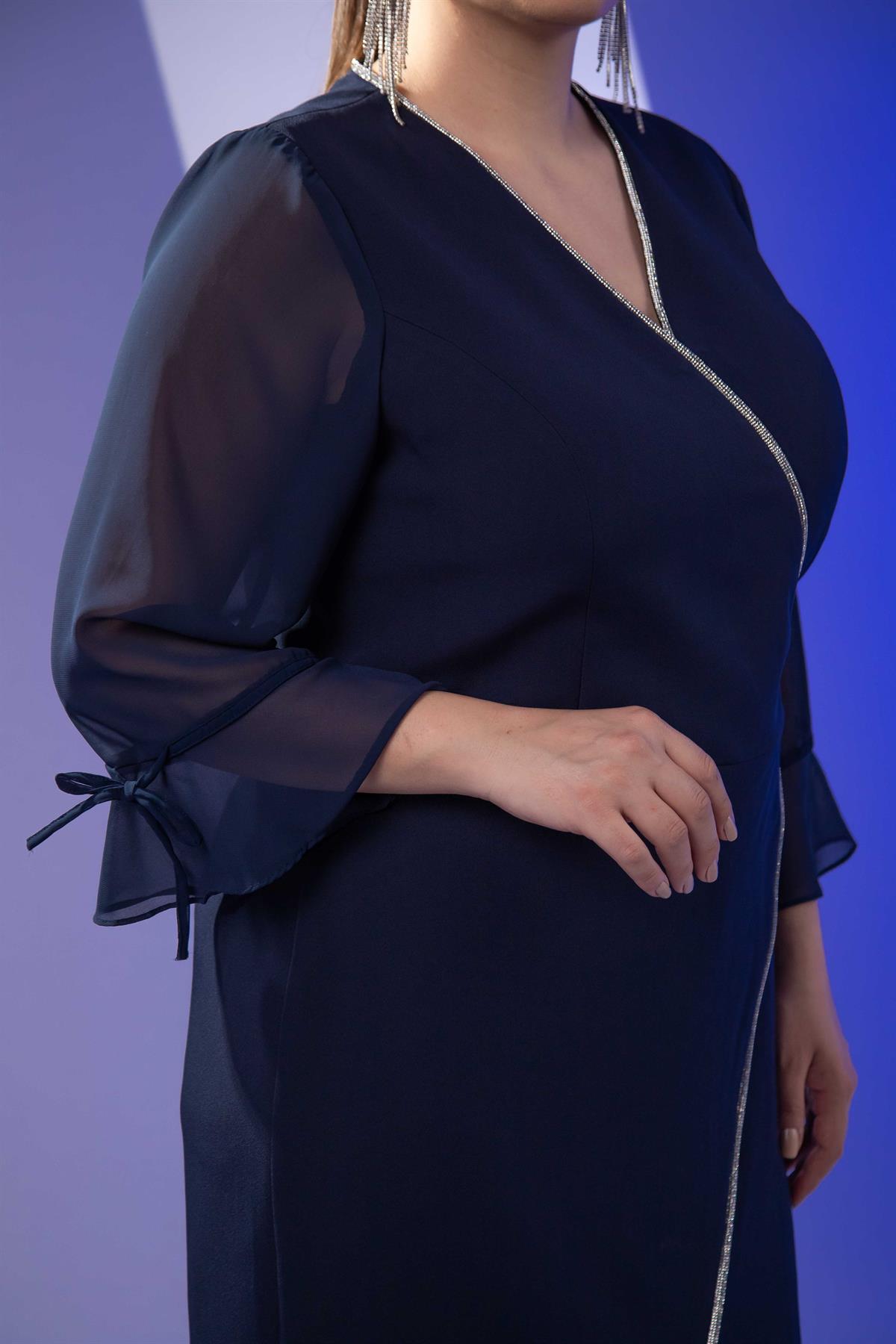 Büyük Beden 2424531 Kolu Pileli Kruvaze Abiye Lacivert