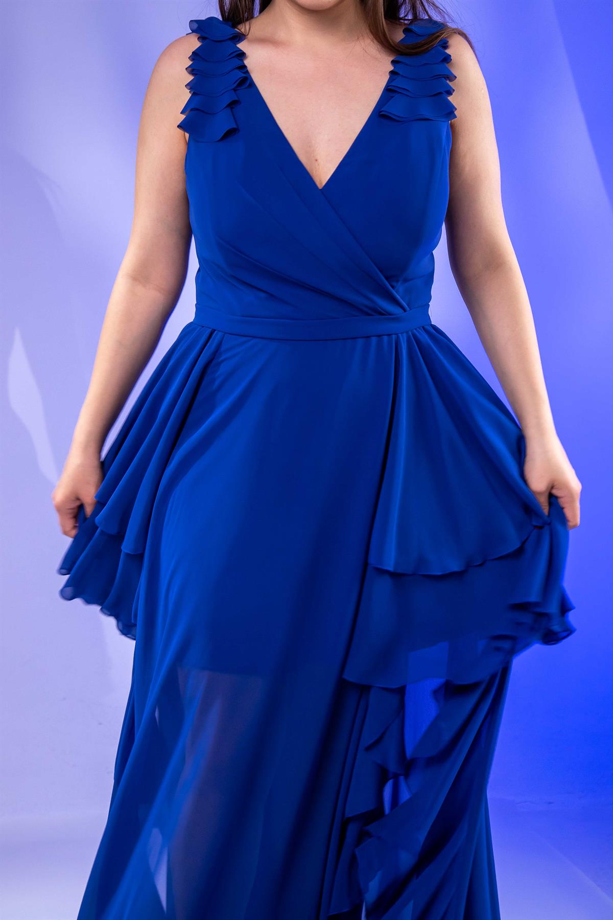 Büyük Beden 2424610 Kruvaze Eteği Volanlı Abiye  Saks