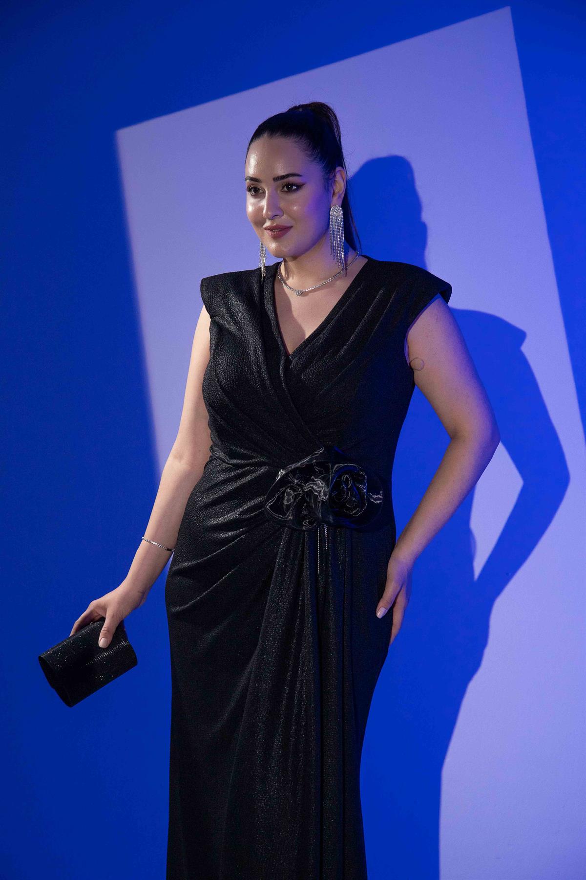 Büyük Beden 2424687 Kruvaze Bel Detaylı Abiye  Siyah