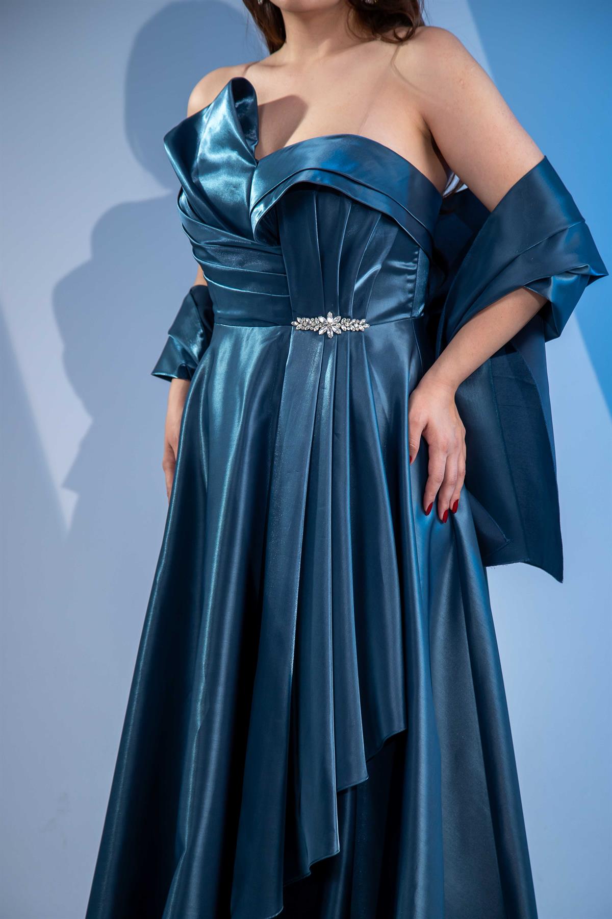 Büyük Beden 2424725 Pileli Straplez Abiye  Yeşil