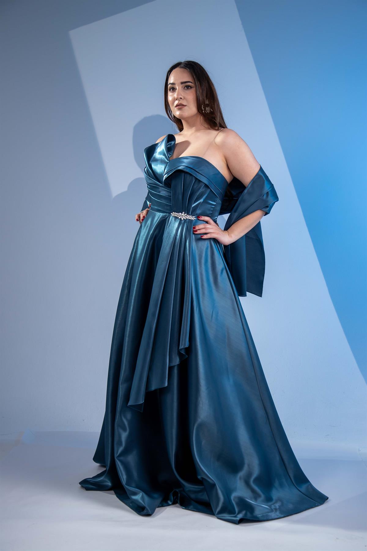 Büyük Beden 2424725 Pileli Straplez Abiye  Yeşil