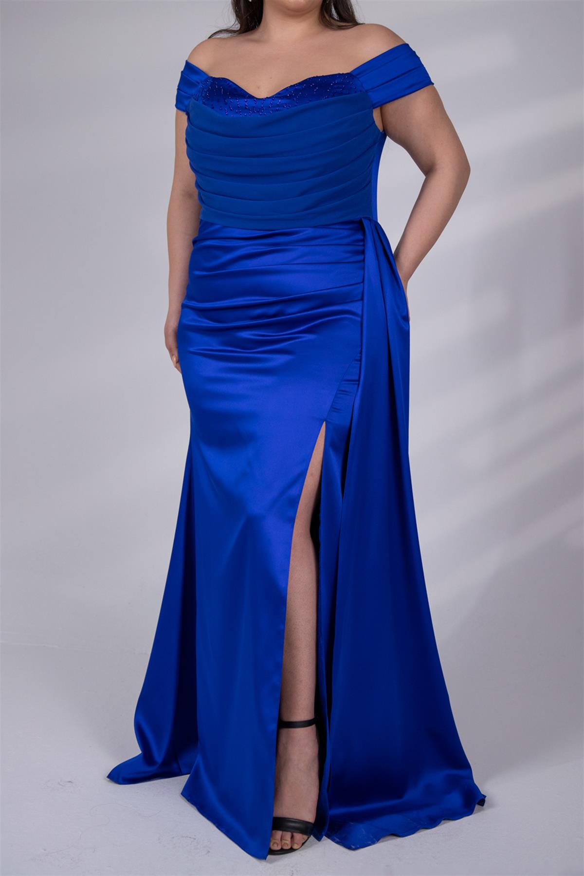 Büyük Beden 242627 Düşük Omuz Degajeli Uzun Abiye  Saks