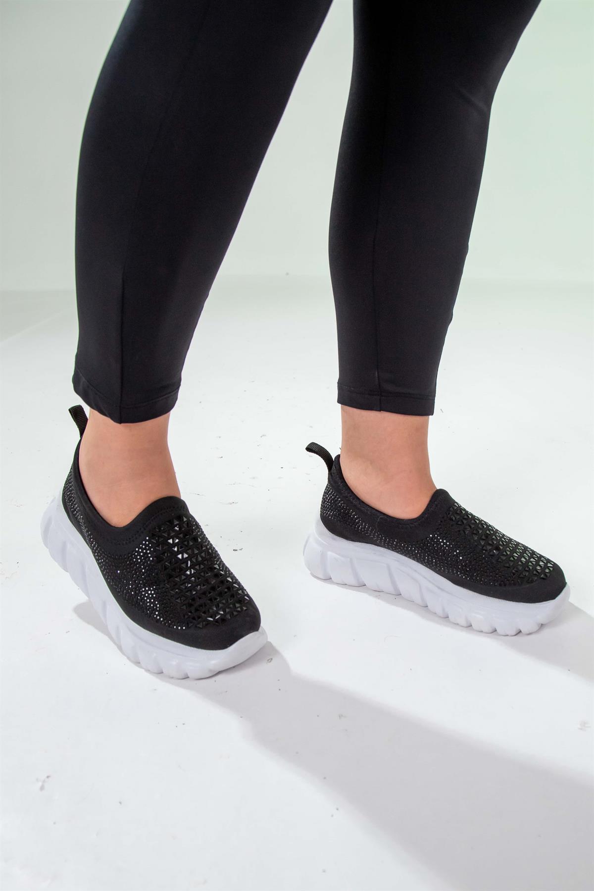 Büyük Beden 24Y-202 Taşlı Yazlık Ayakkabı  Siyah