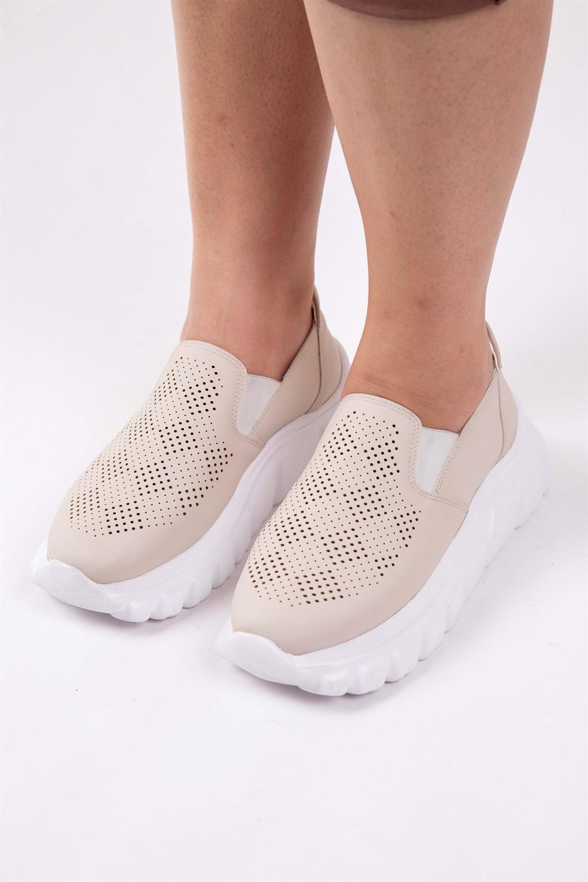 Büyük Beden 24Y-203 Yazlık Ayakkabı  Bej