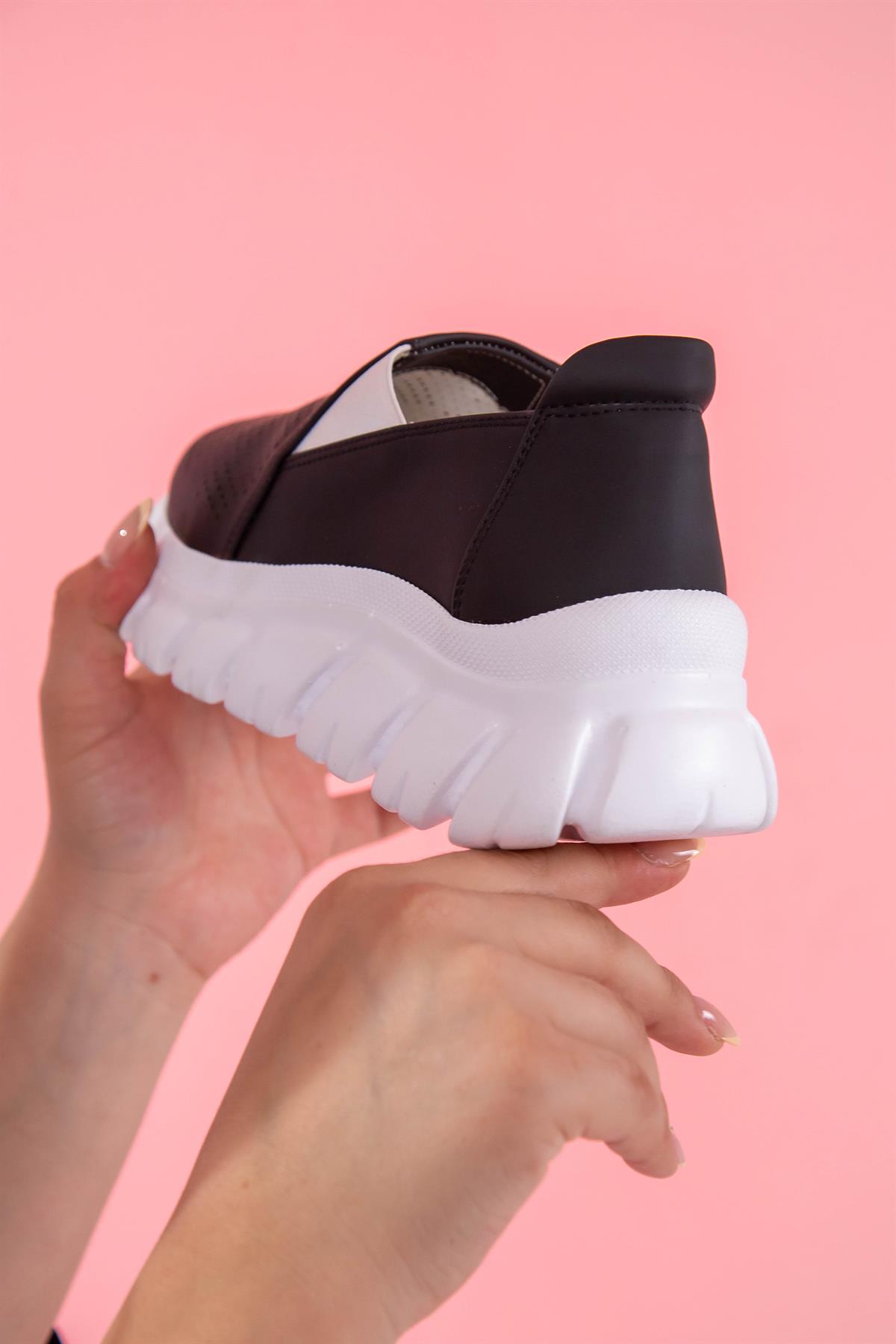 Büyük Beden 24Y-203 Yazlık Ayakkabı  Siyah