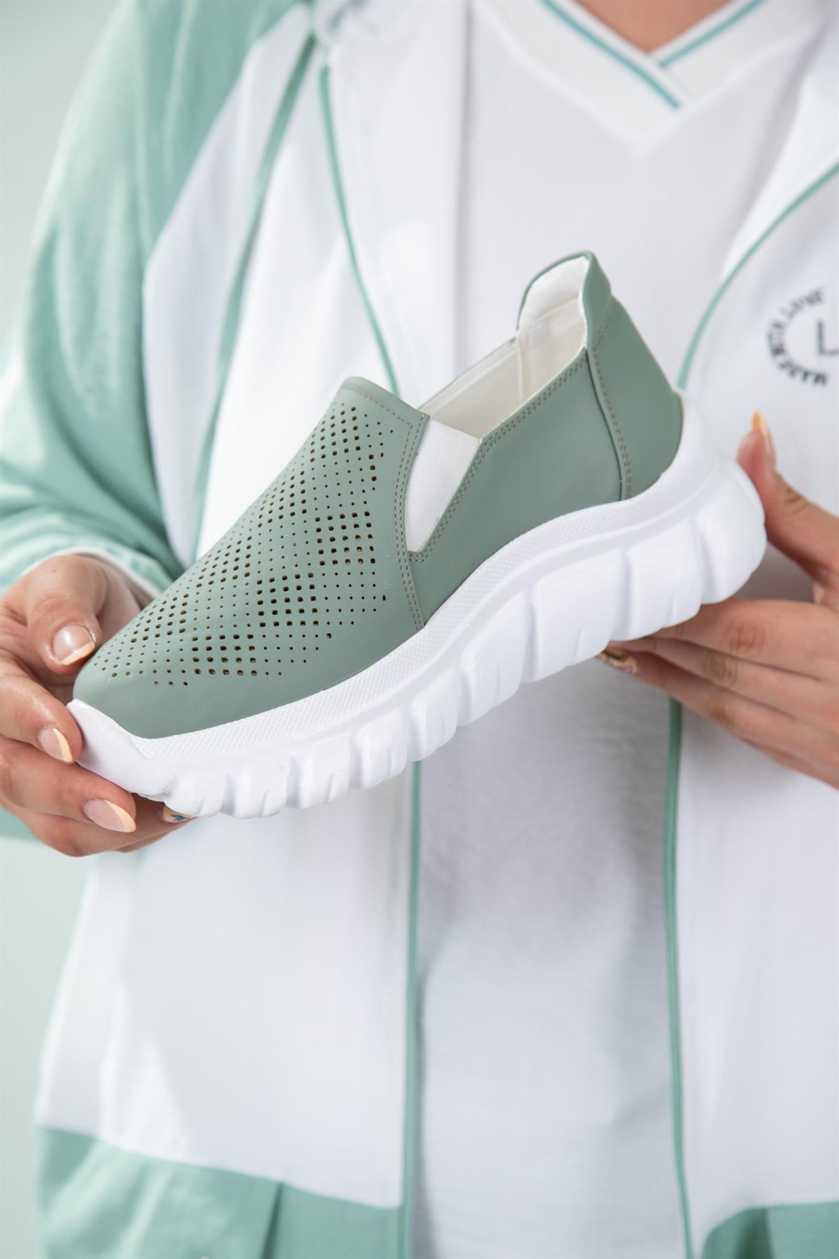 Büyük Beden 24Y-203 Yazlık Ayakkabı  Yeşil