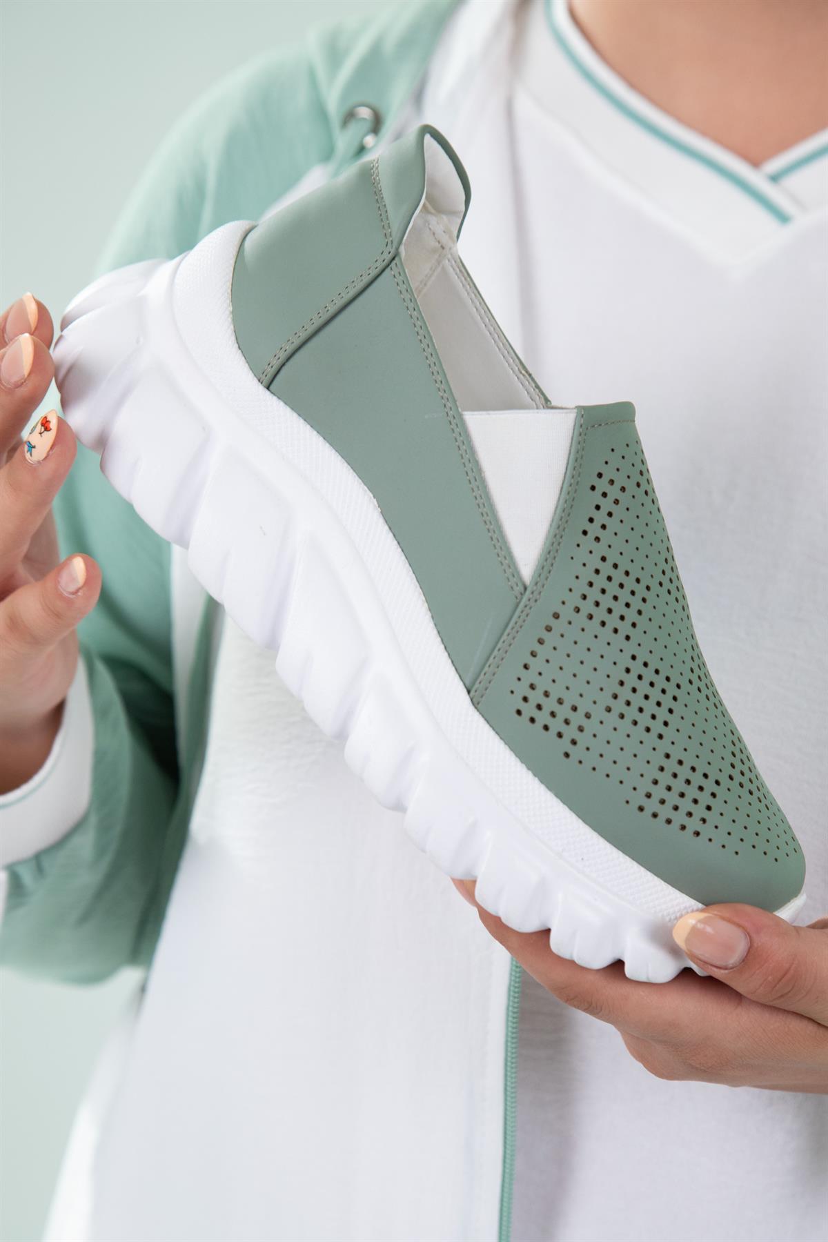 Büyük Beden 24Y-203 Yazlık Ayakkabı  Yeşil