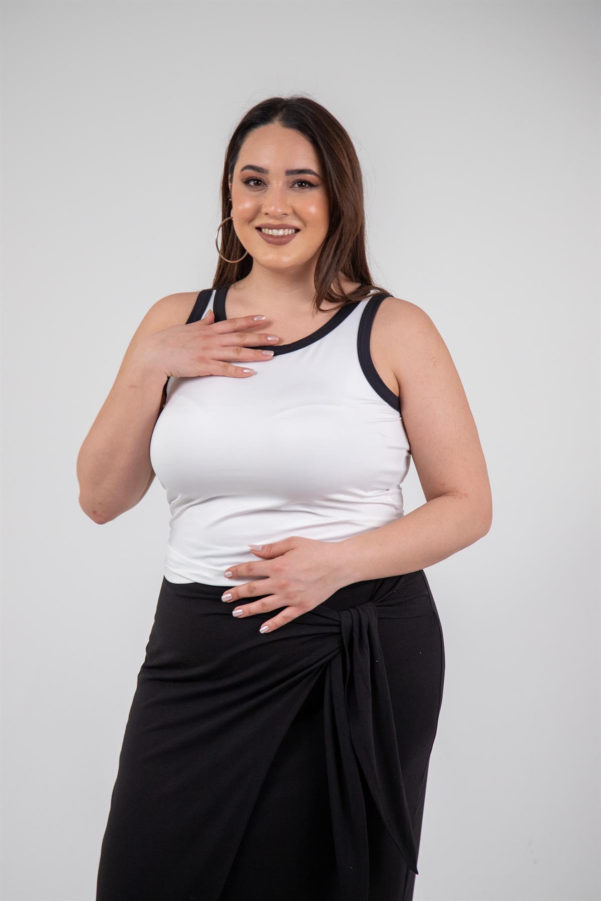 Büyük Beden 3330335 Biye Detaylı Bluz Beyaz
