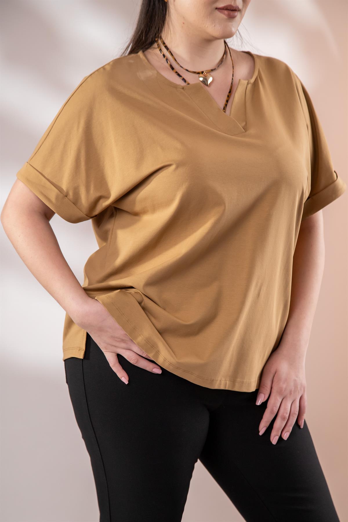 Büyük Beden 3330379 V Yaka Bluz Camel
