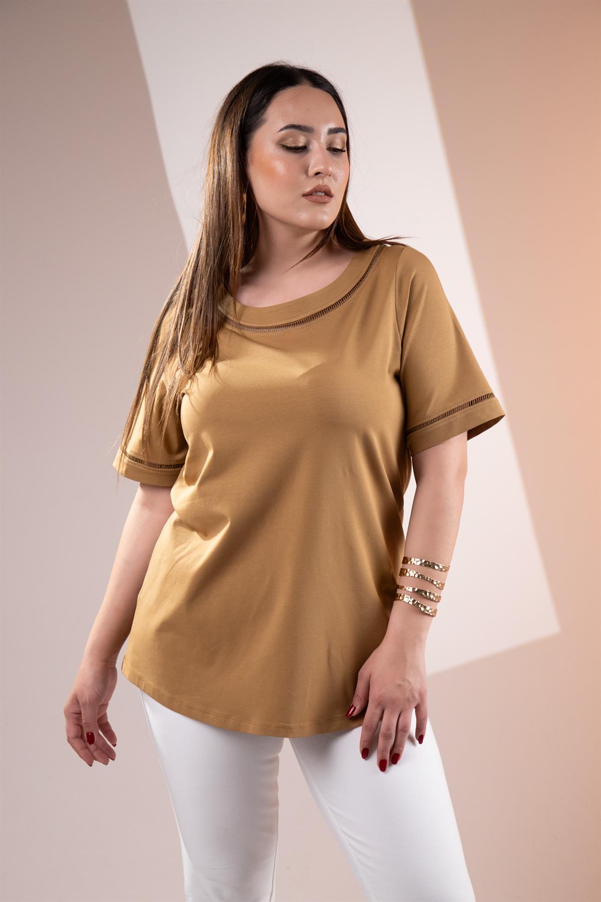 Büyük Beden 3330460 Şerit Detaylı Bluz  Camel