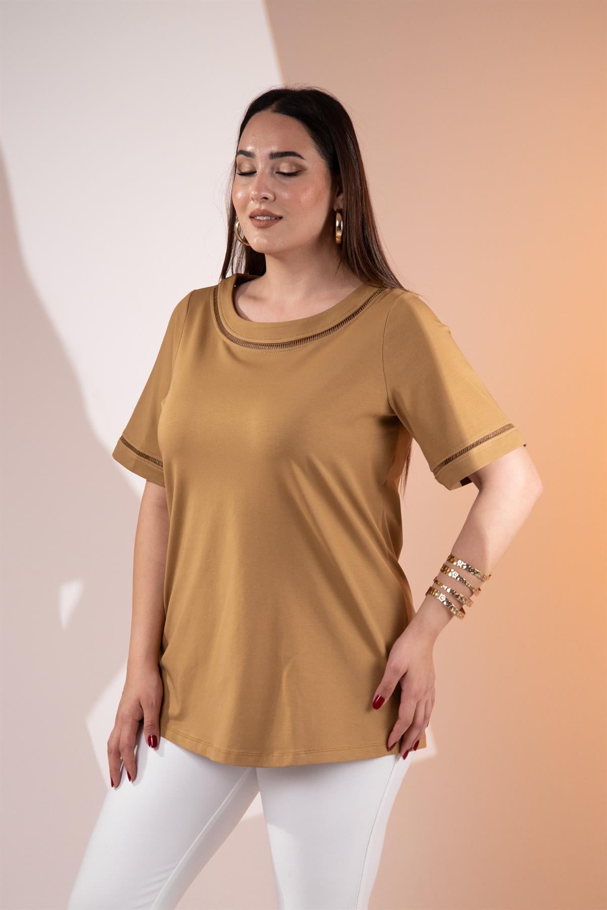 Büyük Beden 3330460 Şerit Detaylı Bluz  Camel