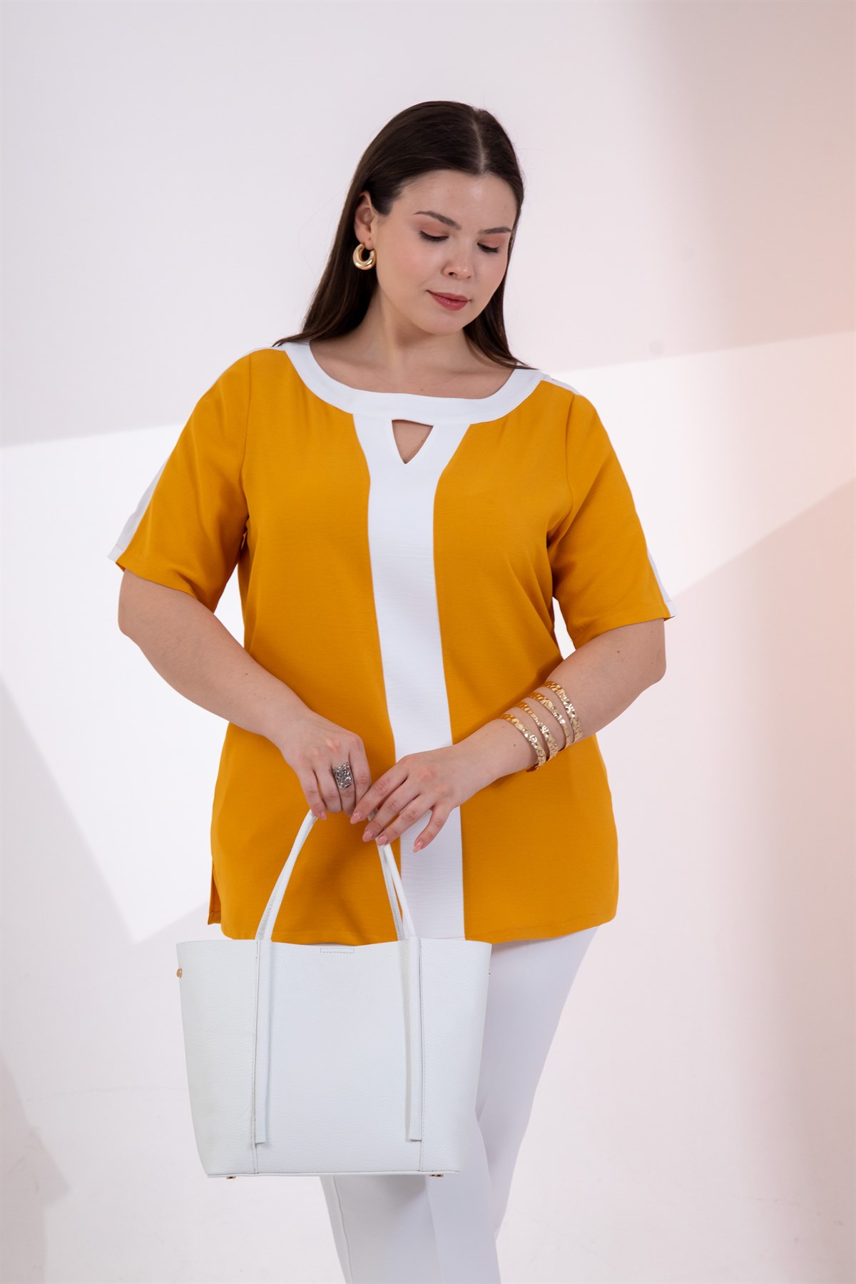 Büyük Beden 3330942 Yaka Detaylı Garnili Bluz Sarı