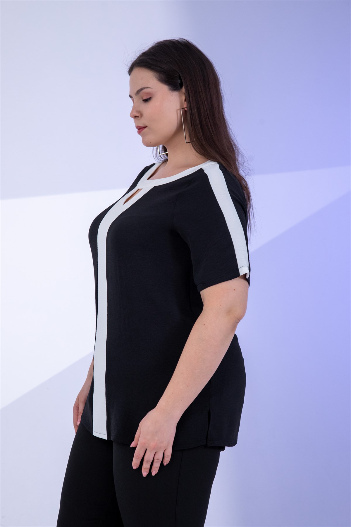Büyük Beden 3330942 Yaka Detaylı Garnili Bluz Siyah