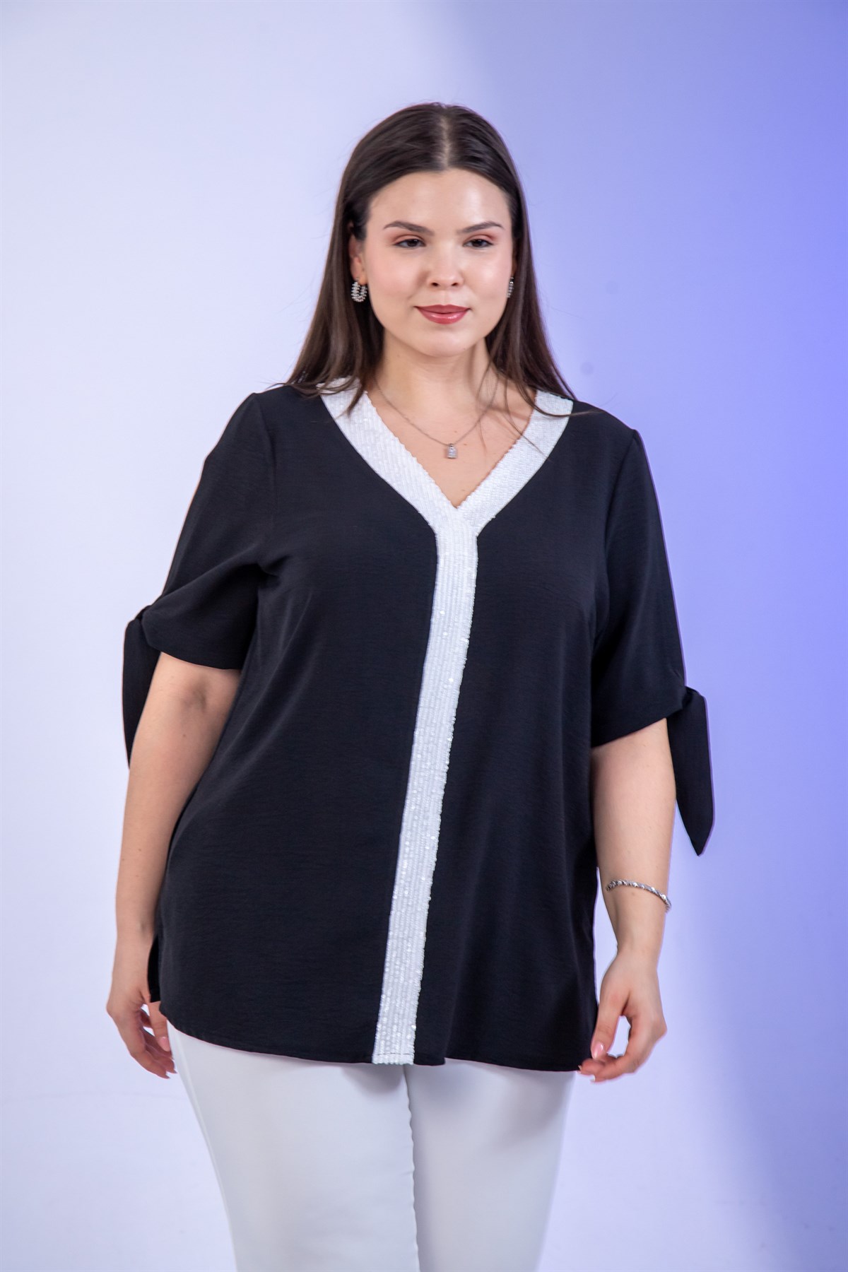 Büyük Beden 3330948 Pul Payet Detaylı Bluz  Siyah