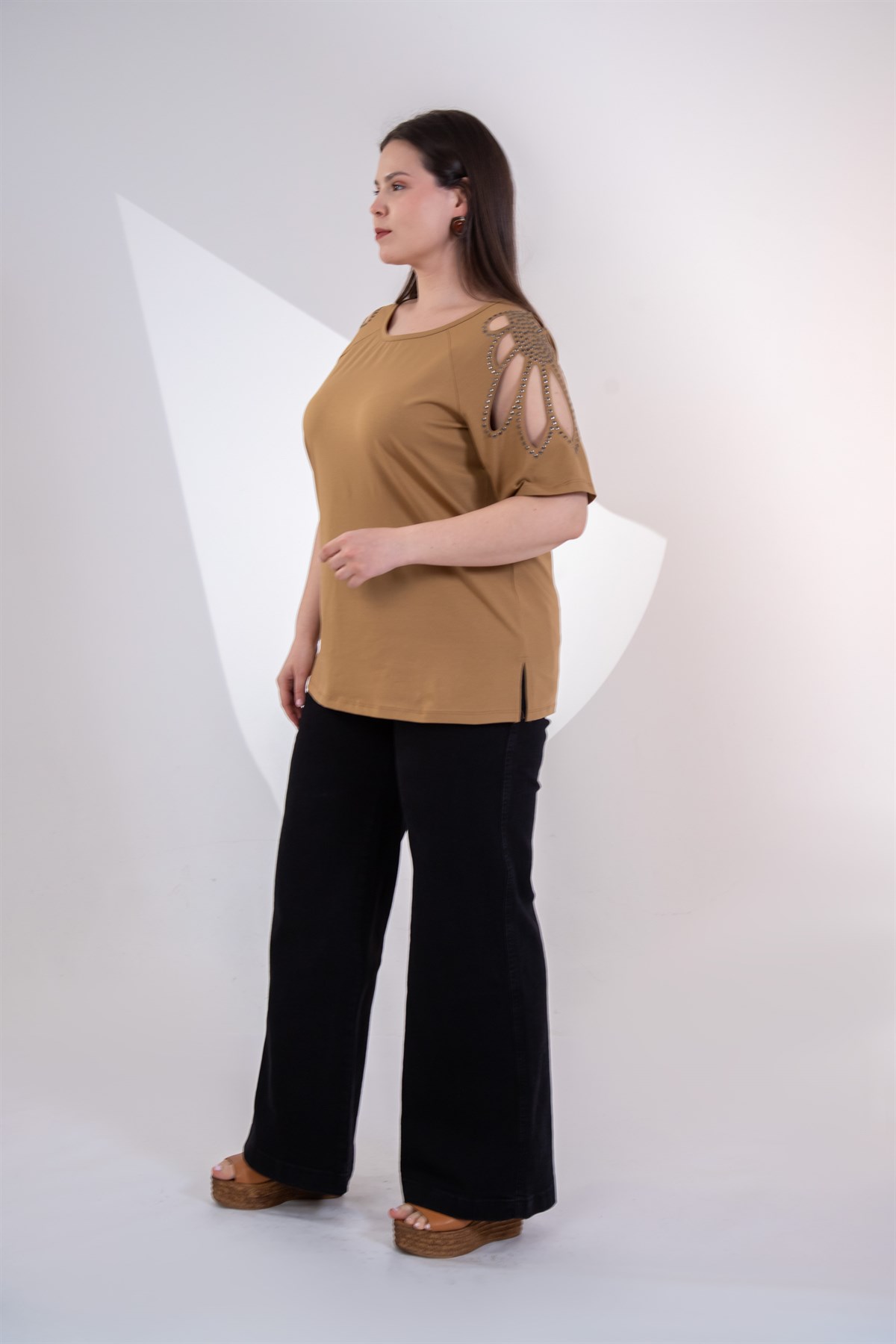 Büyük Beden 3330957 Omuz Drop Detaylı Bluz Camel