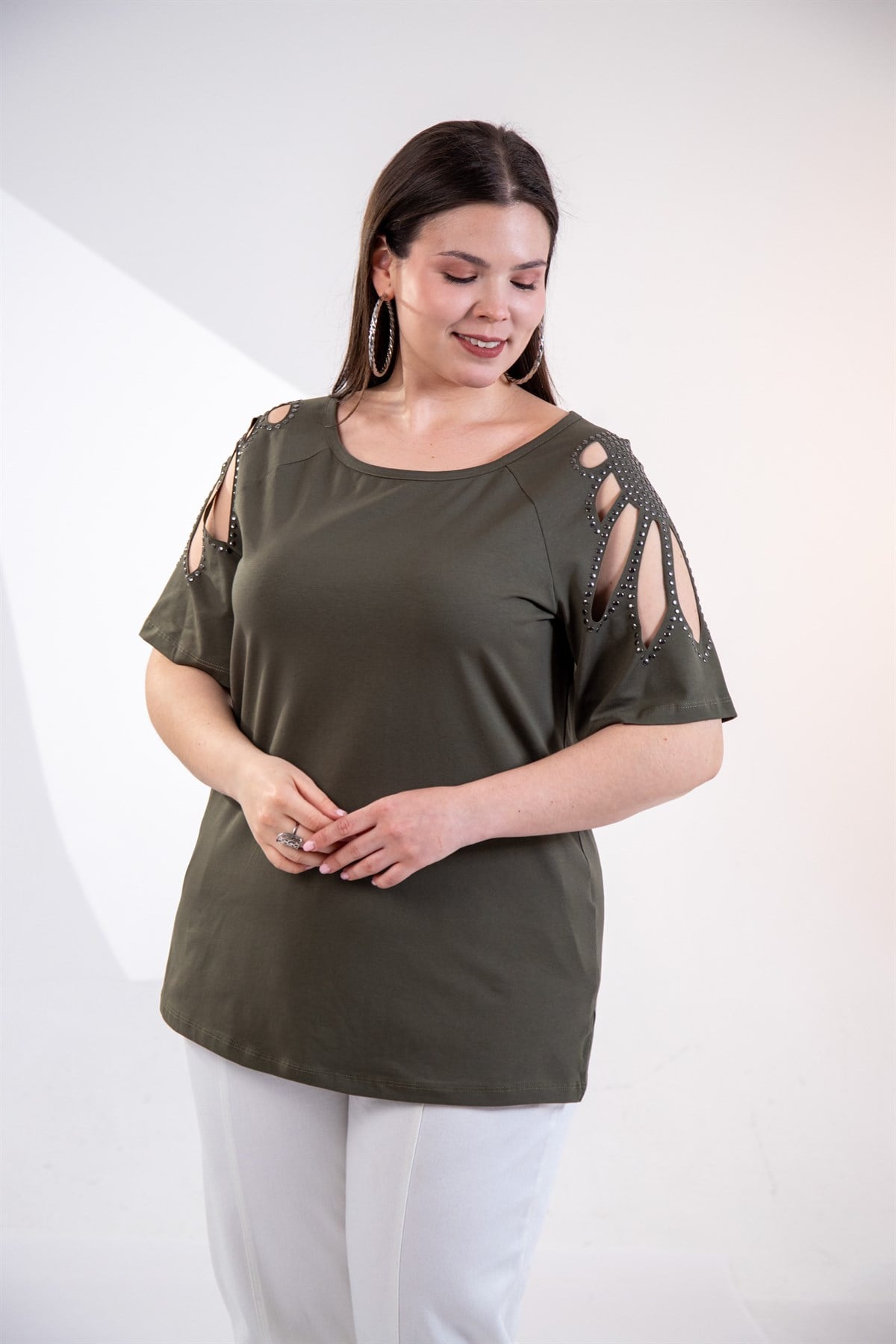Büyük Beden 3330957 Omuz Drop Detaylı Bluz Haki