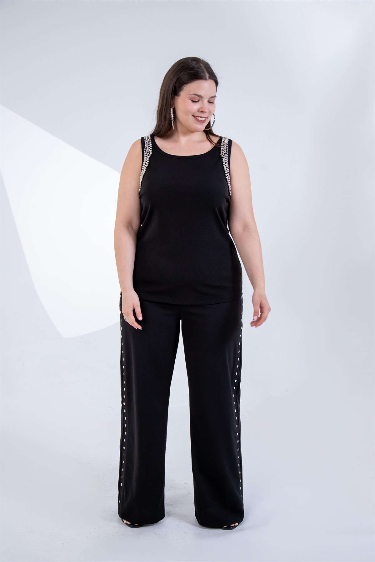 Büyük Beden 3330977 İnci Detaylı Bluz  Siyah