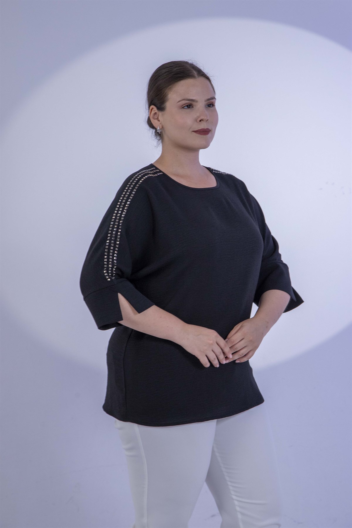 Büyük Beden 3330996 Omuzu Taş Detaylı Bluz  Siyah
