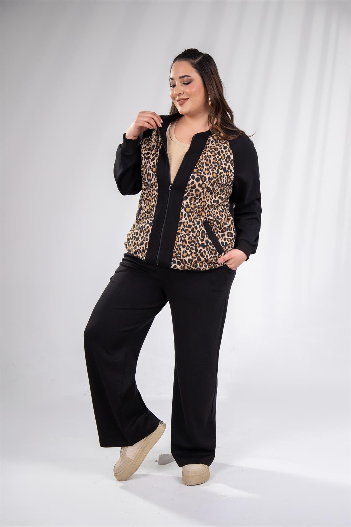 Büyük Beden 333174 Fermuarlı Leoparlı Sweat Bej