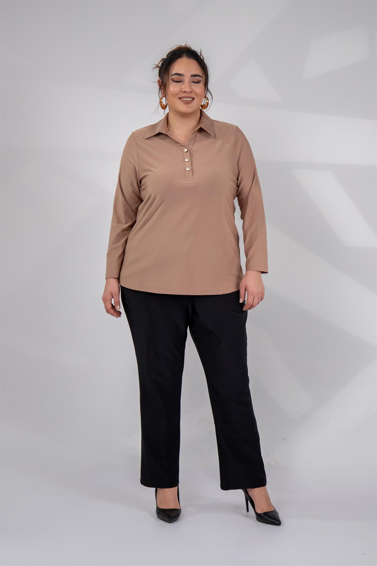 Büyük Beden 333201 Düğmeli Polo Yaka Bluz  Bej