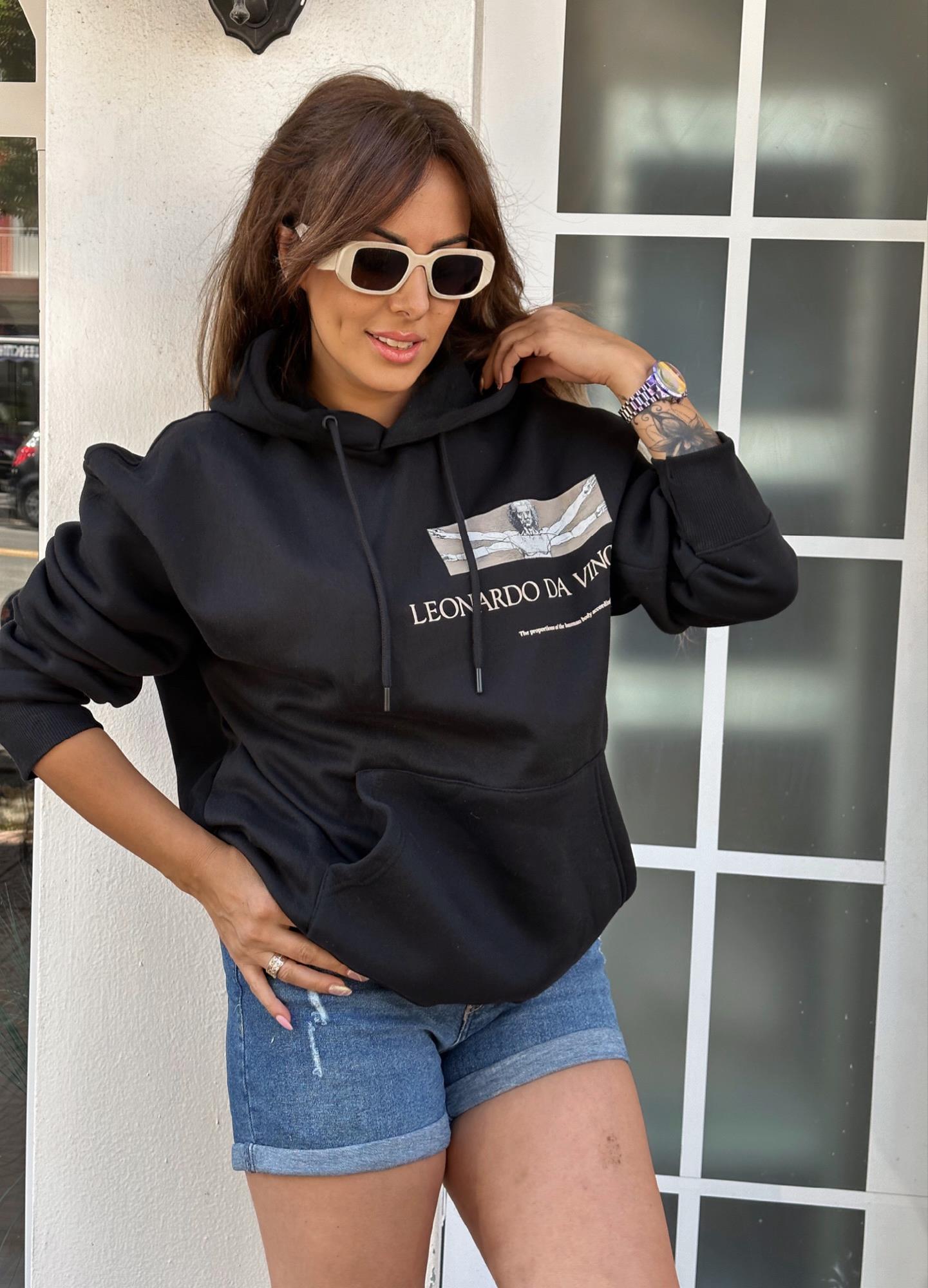 Loe Siyah Kapüşonlu SweatYeni Geleneler ModayLoe Siyah Kapüşonlu Sweat