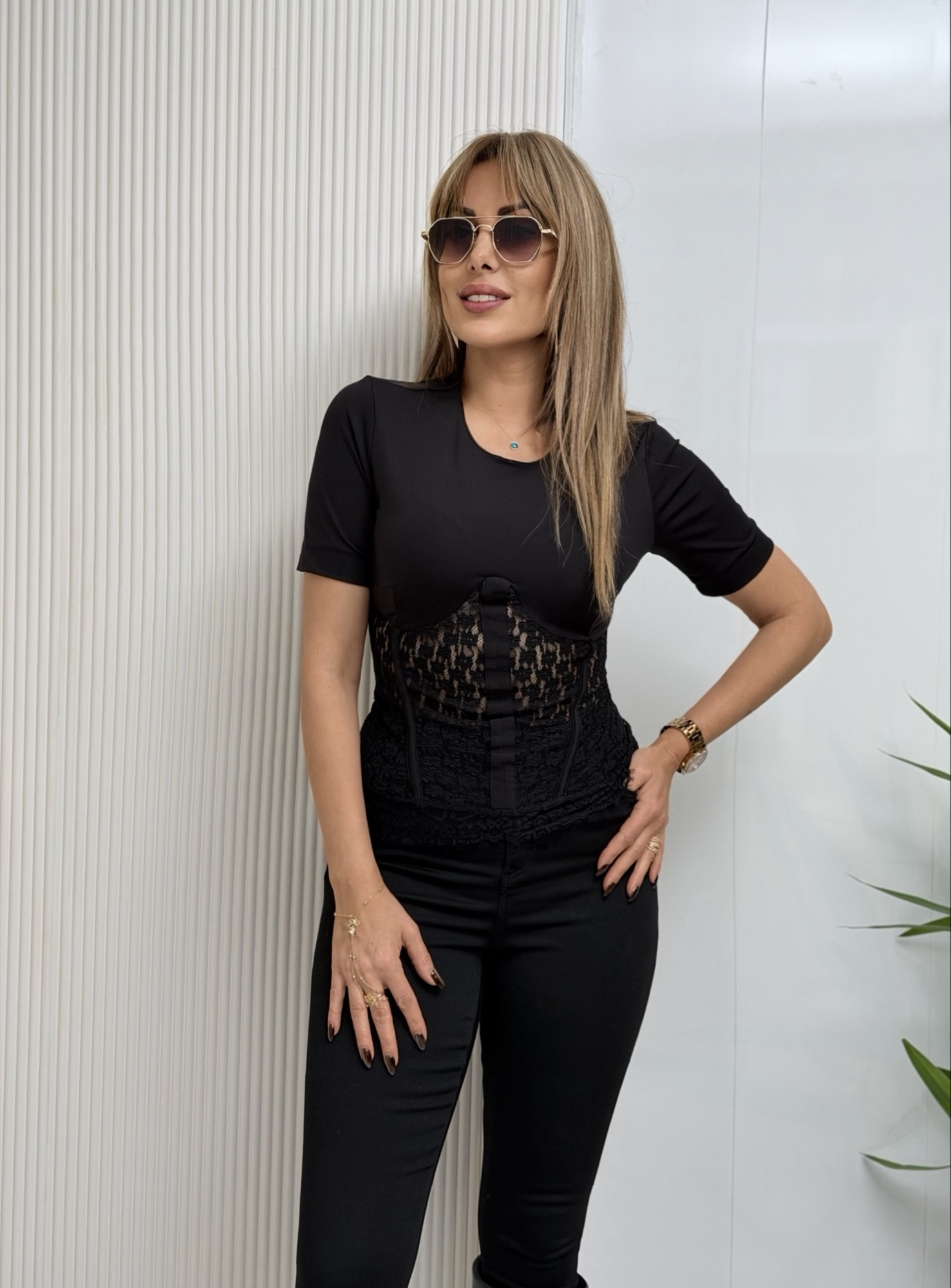 MODAYBUTİKDantelli Korse Detaylı Siyah Bluz 