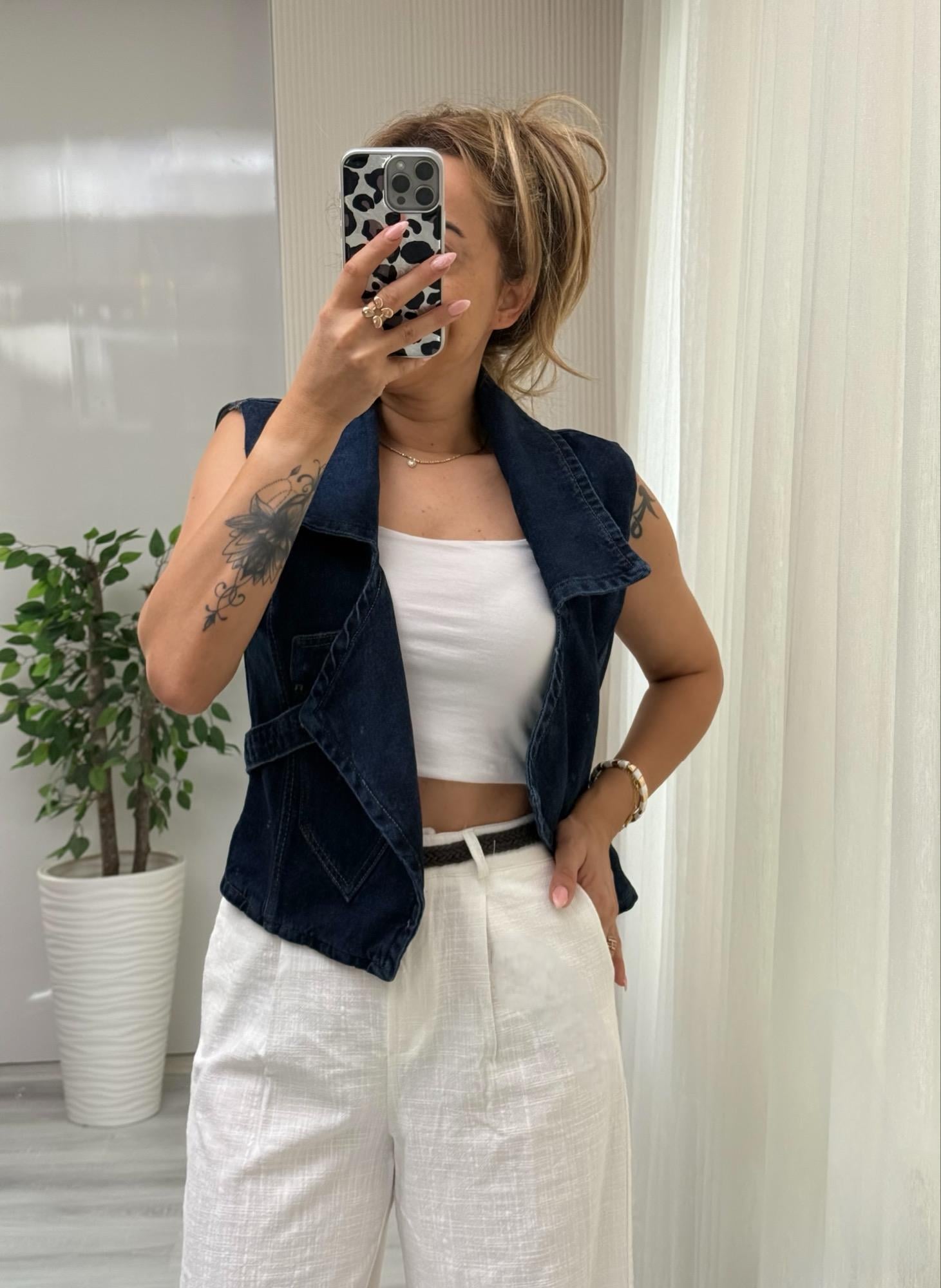 MODAYBUTİKKuşak Detaylı Laci Denim Yelek
