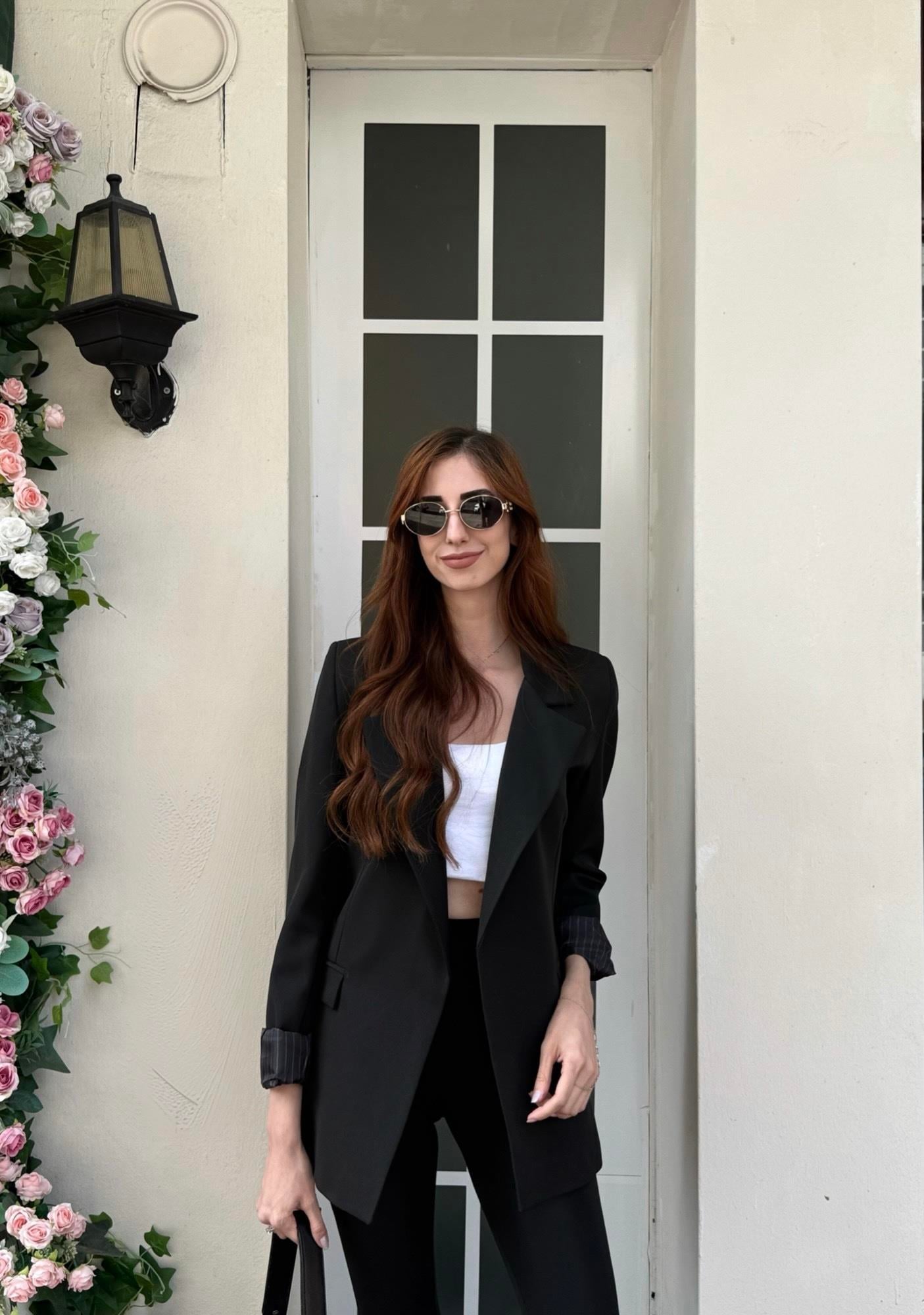 Çizgili Astar Detay Siyah Blazer CeketYeni Gelenler ModayÇizgili Astar Detay Siyah Blazer Ceket
