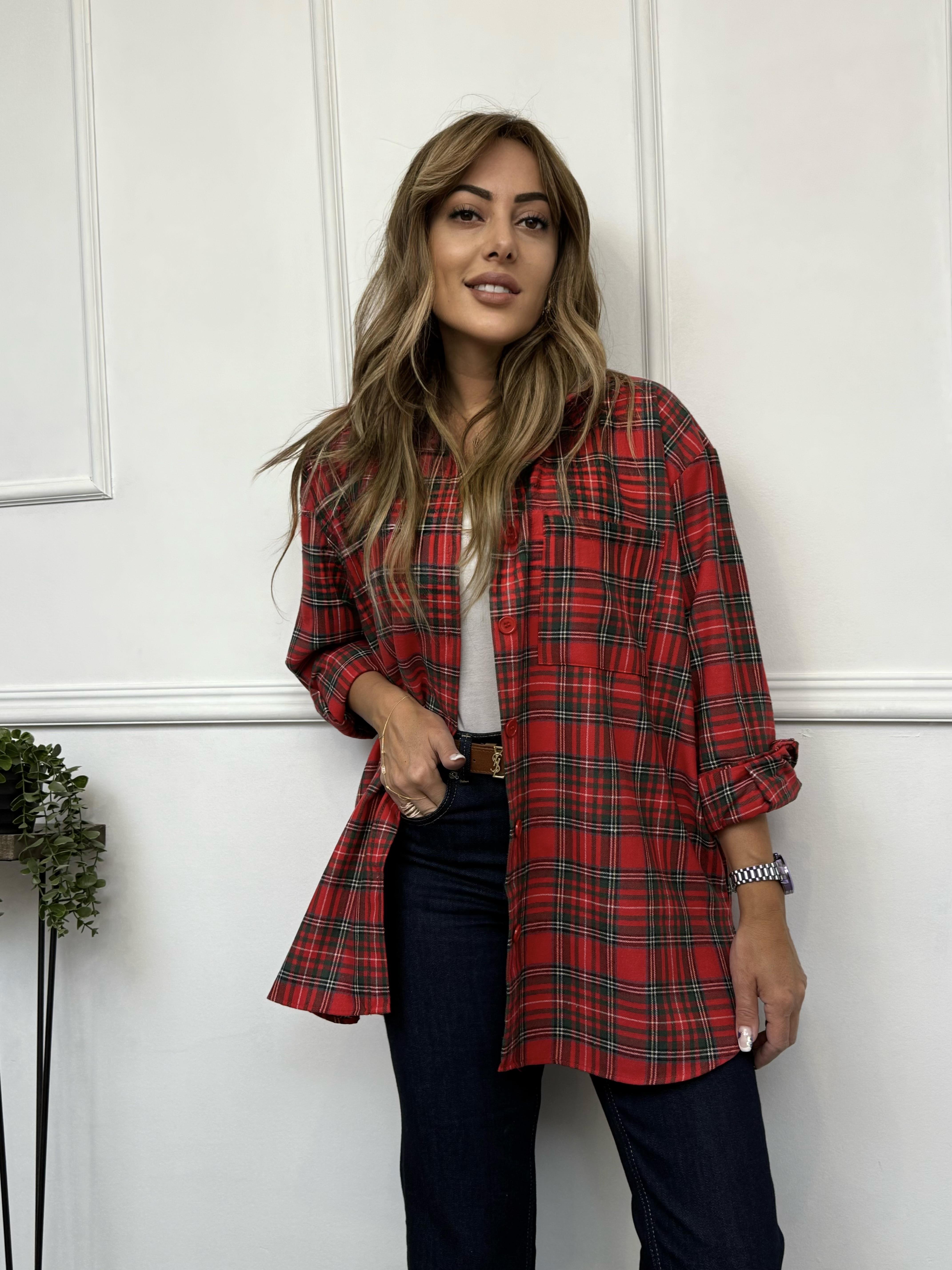 Kırmızı Kareli Oversize Oduncu GömlekYeni Gelenler ModayKırmızı Kareli Oversize Oduncu Gömlek