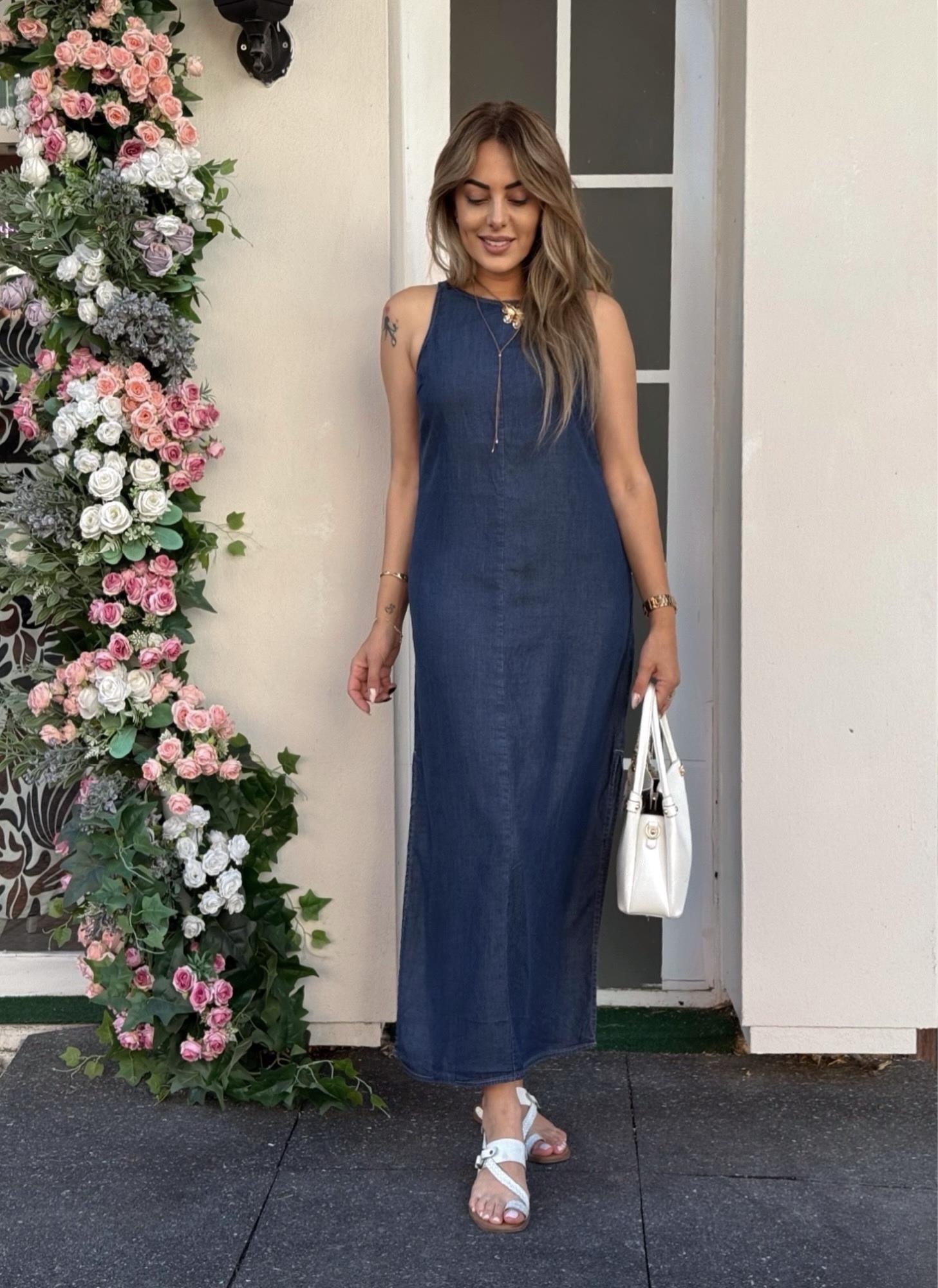 MODAYBUTİKHalter Yaka İndigo Yırtmaçlı Denim Elbise