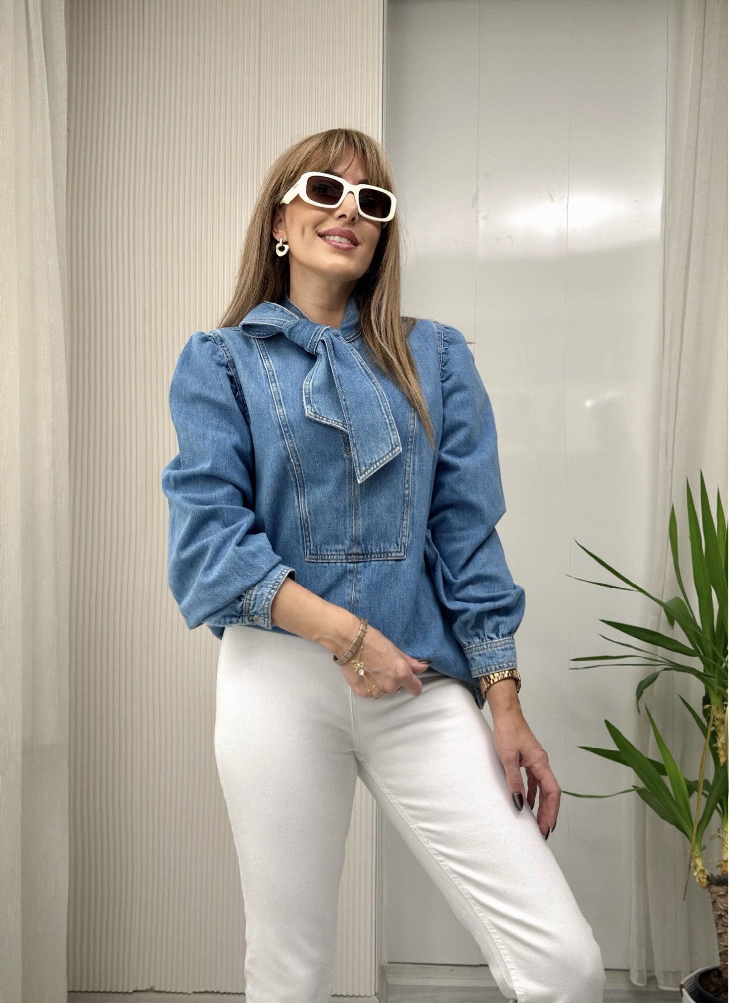 MODAYBUTİKMavi Bağlama Detaylı Denim Gömlek