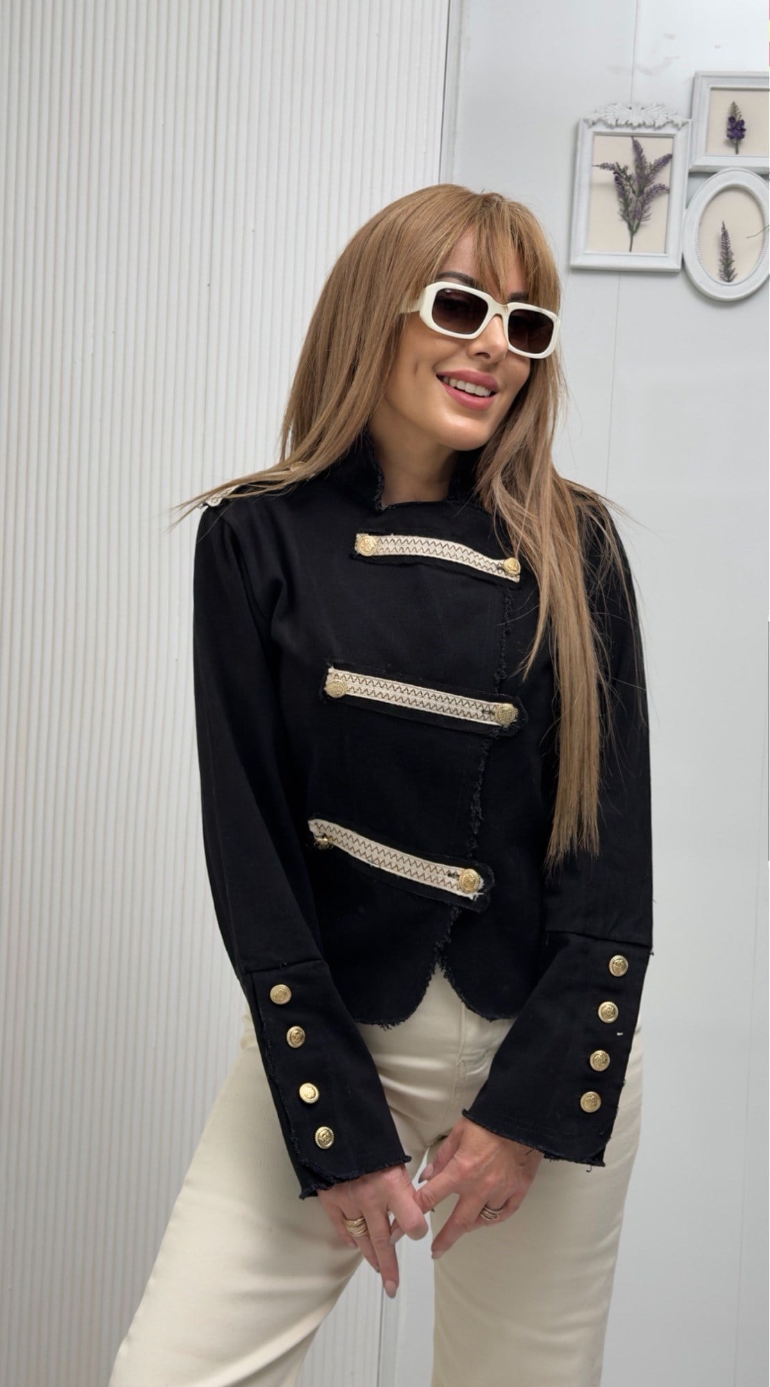 MODAYBUTİKRetro Line Siyah Gold Şerit Ceket