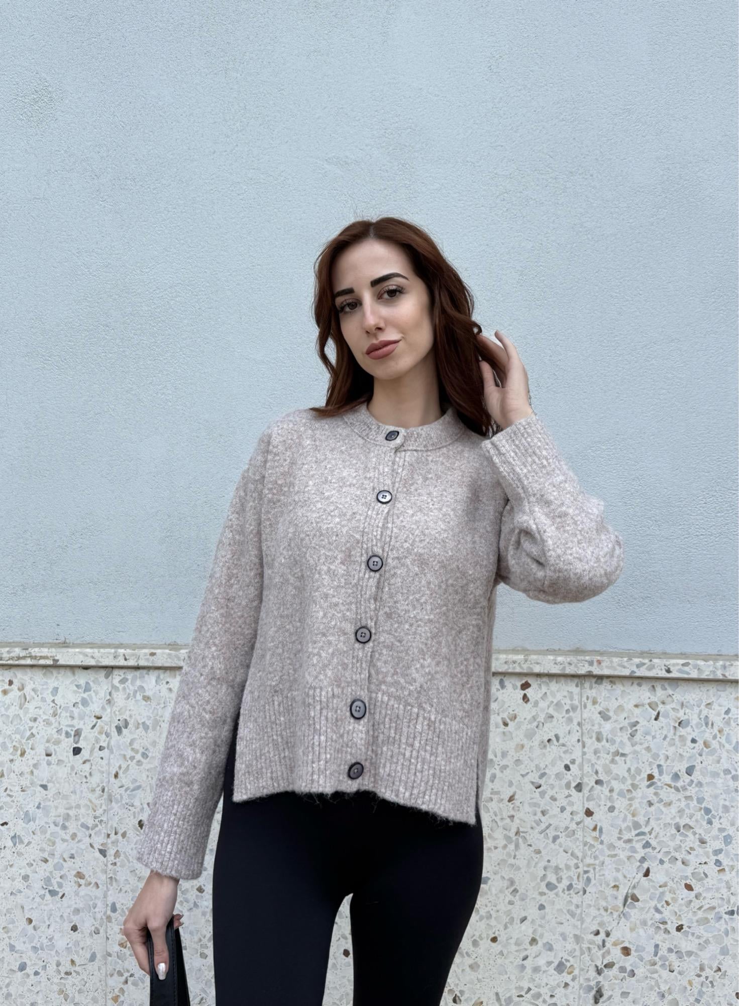 MODAYBUTİKYan Yırtmaçlı Yumuşak Dokulu Vizon Triko Hırka