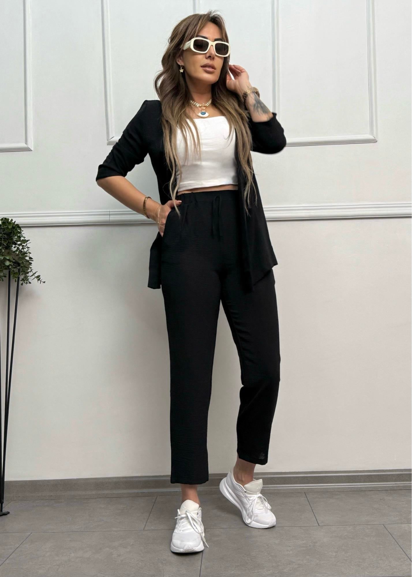 Premium Siyah Ceket Pantolon TakımYeni Gelenler ModayPremium Siyah Ceket Pantolon Takım