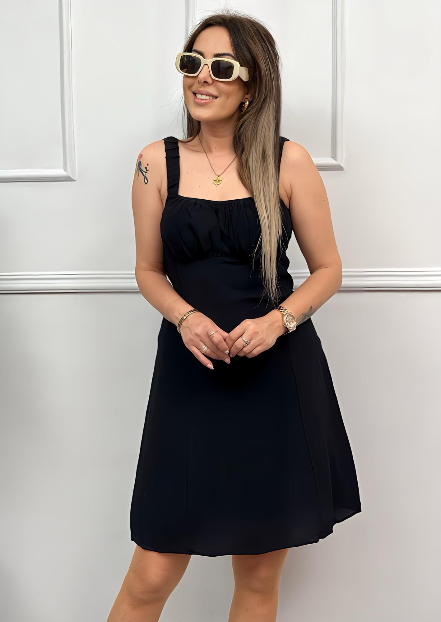 Siyah Kalın Askılı Premium ElbiseYeni Gelenler ModaySiyah Kalın Askılı Premium Elbise