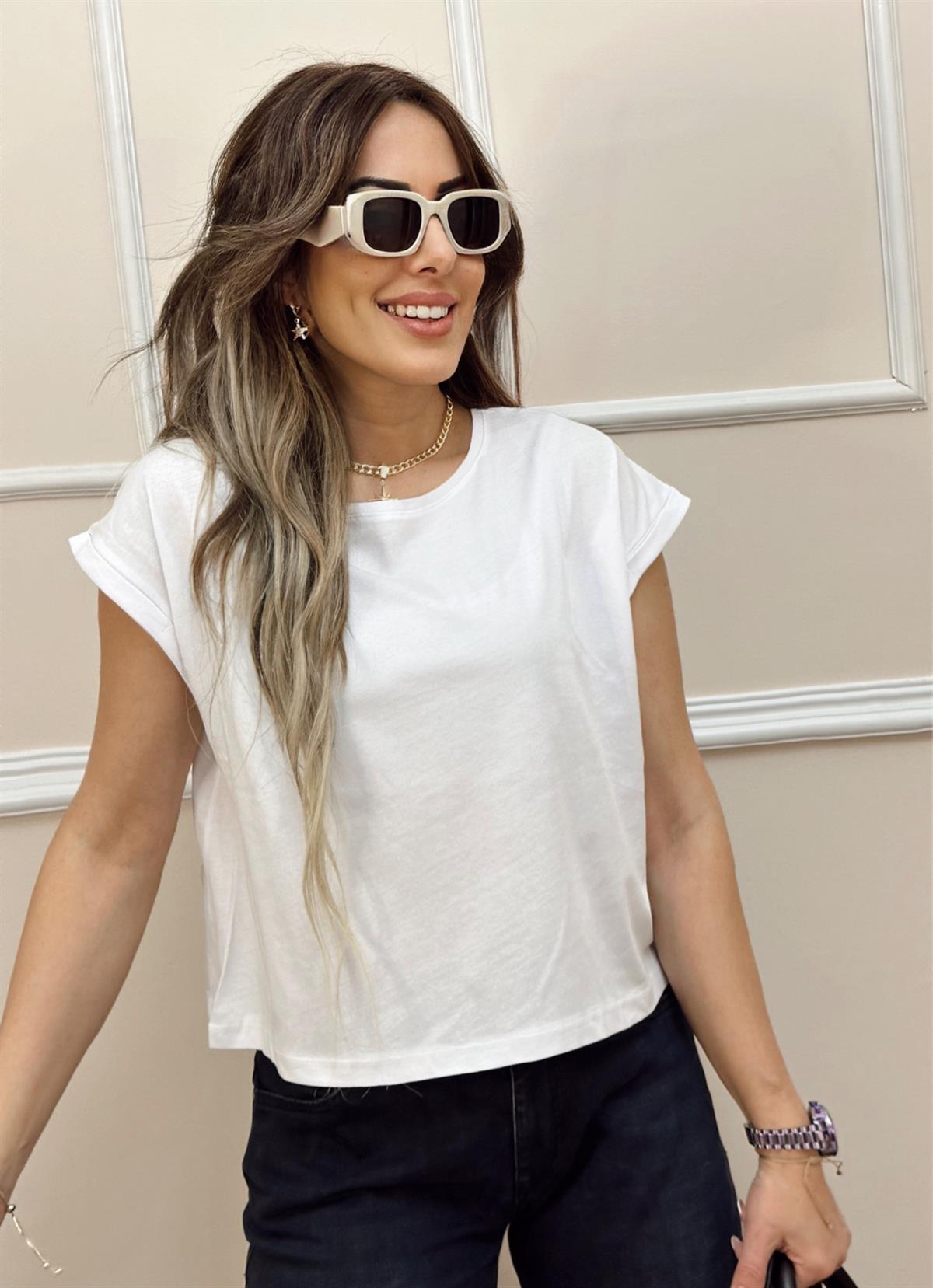 Yeni Geleneler ModayBeyaz Crop Tişört